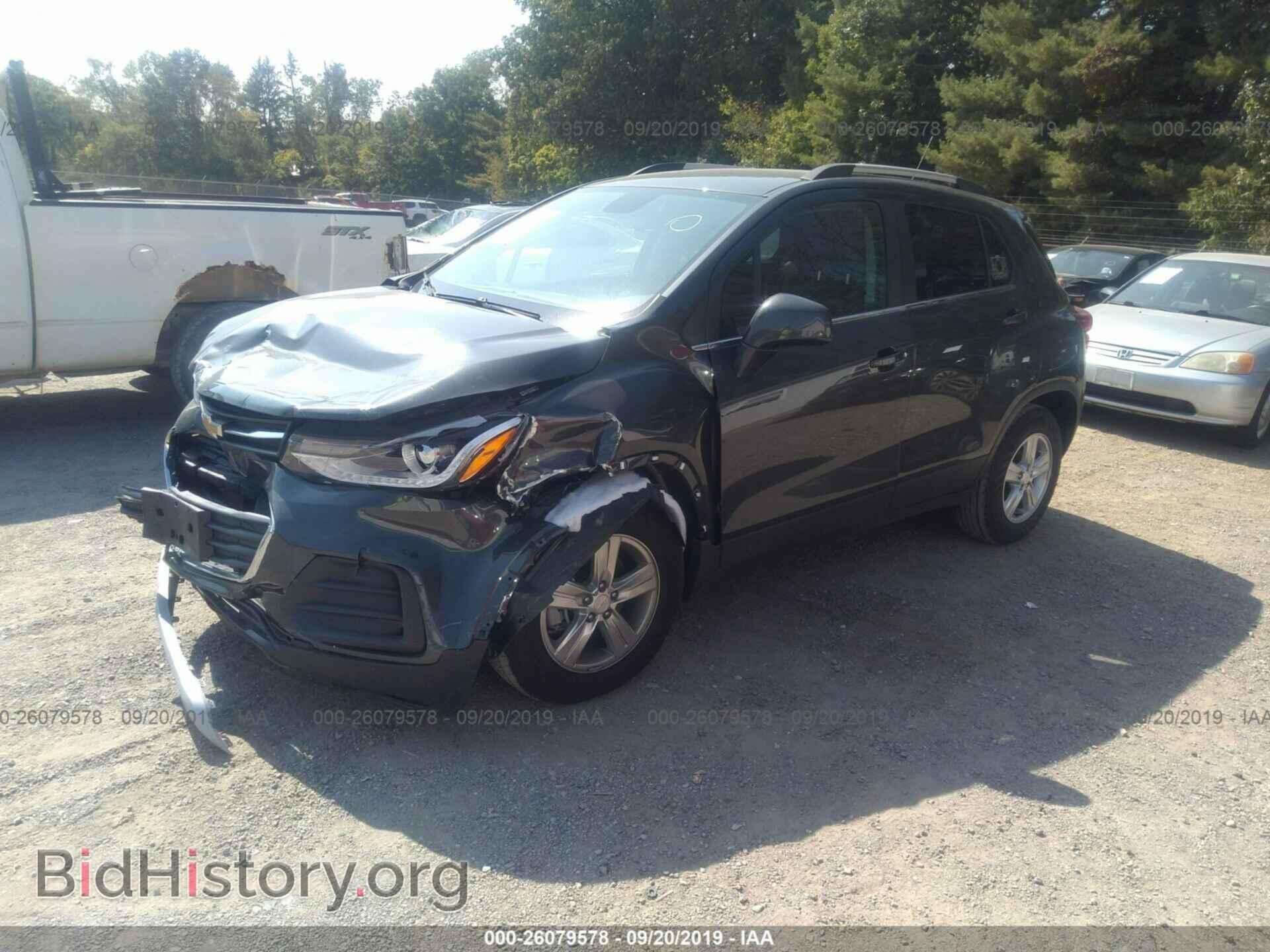2019 CHEVROLET TRAX - VIN: 3GNCJLSB3KL252526 - Photo 2