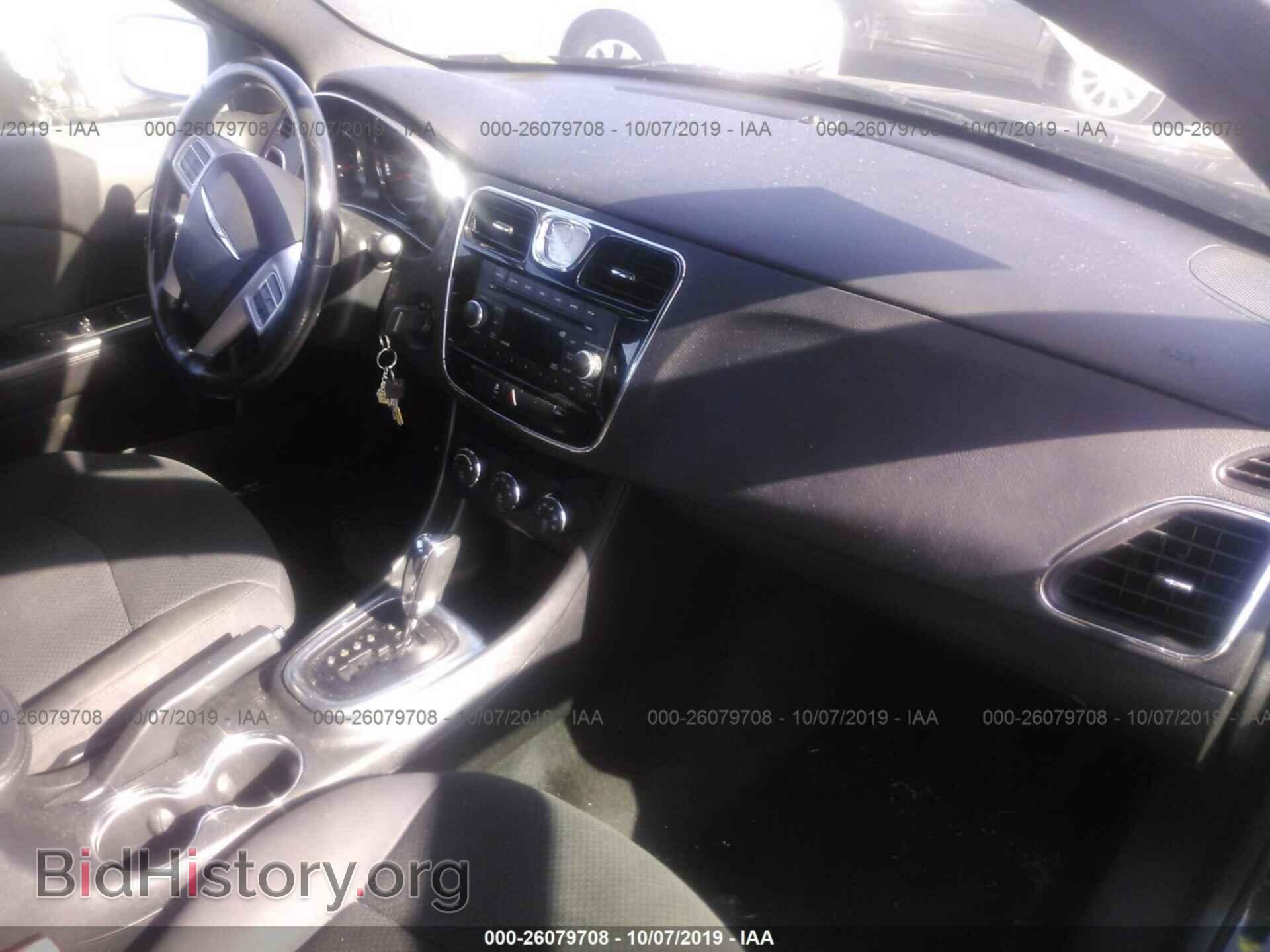2012 CHRYSLER 200 - VIN: 1C3CCBBB5CN188640 - Фото 5