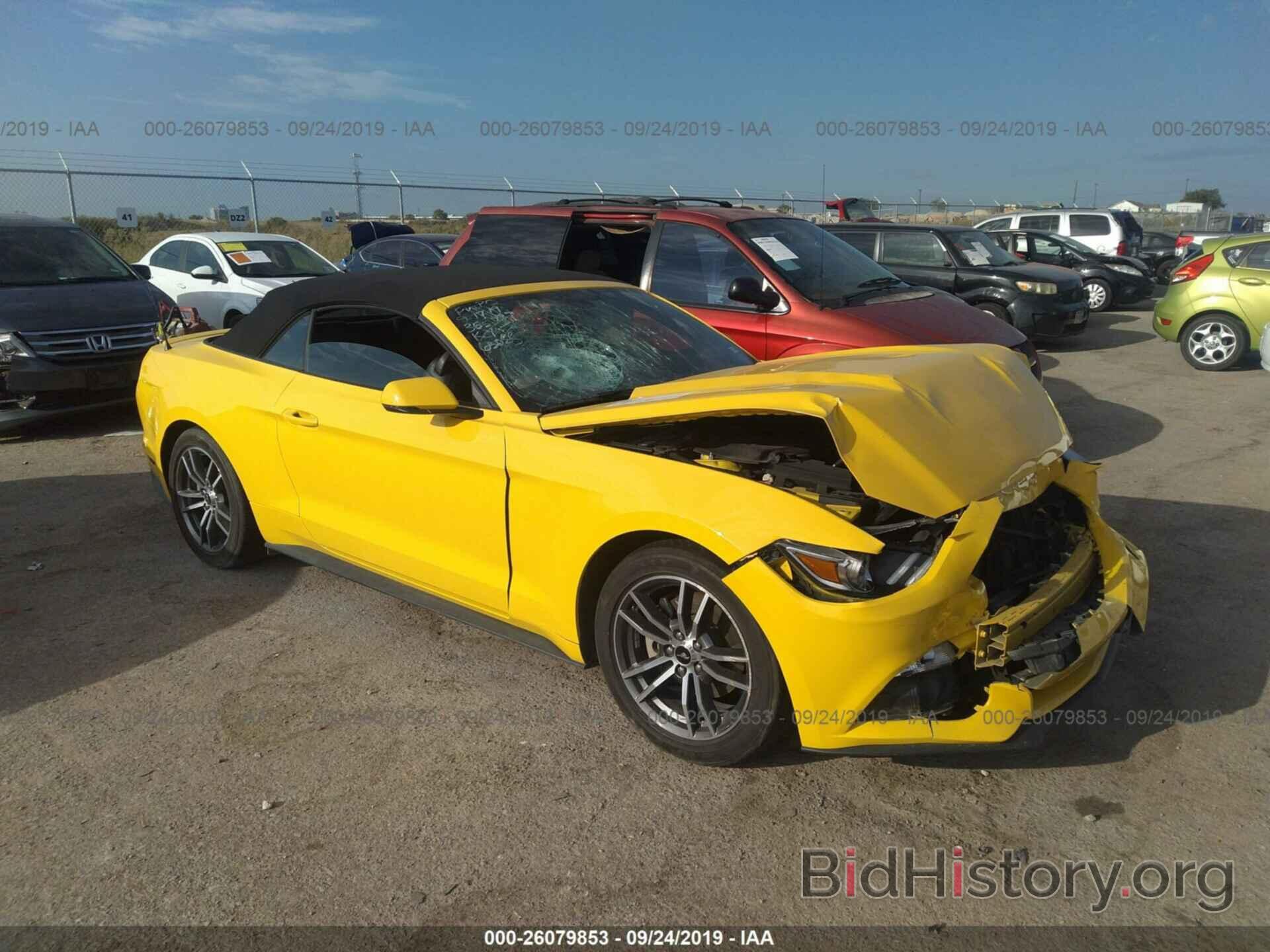 Photo 1FATP8UH1G5318719 - FORD MUSTANG 2016