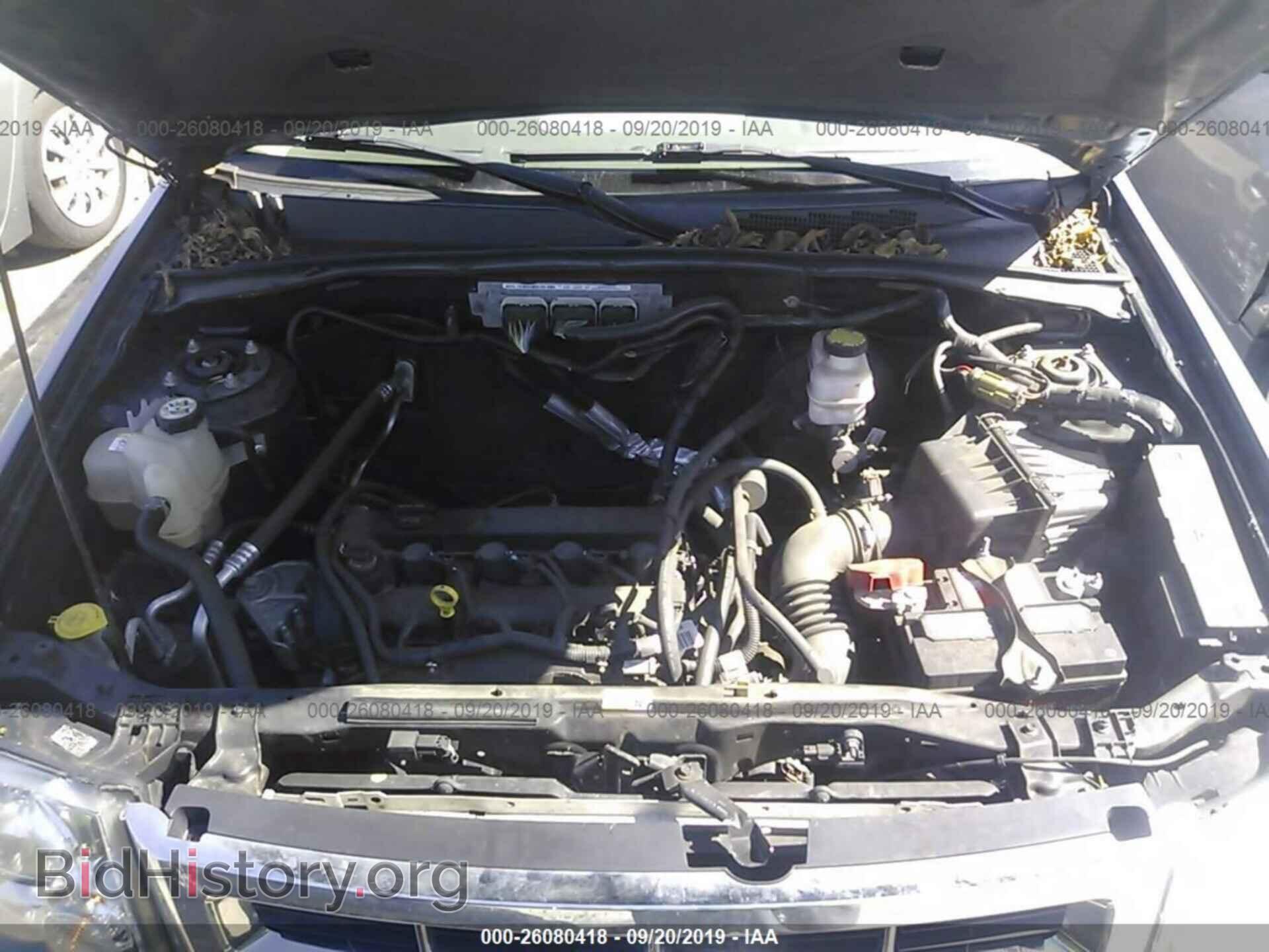 2011 FORD ESCAPE - VIN: 1FMCU0D70BKA72747 - Фото 10