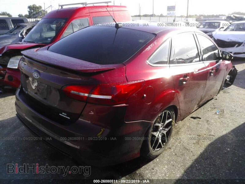 2016 Ford FOCUS (VIN 1FADP3F28GL225188) — фото 4 из 10