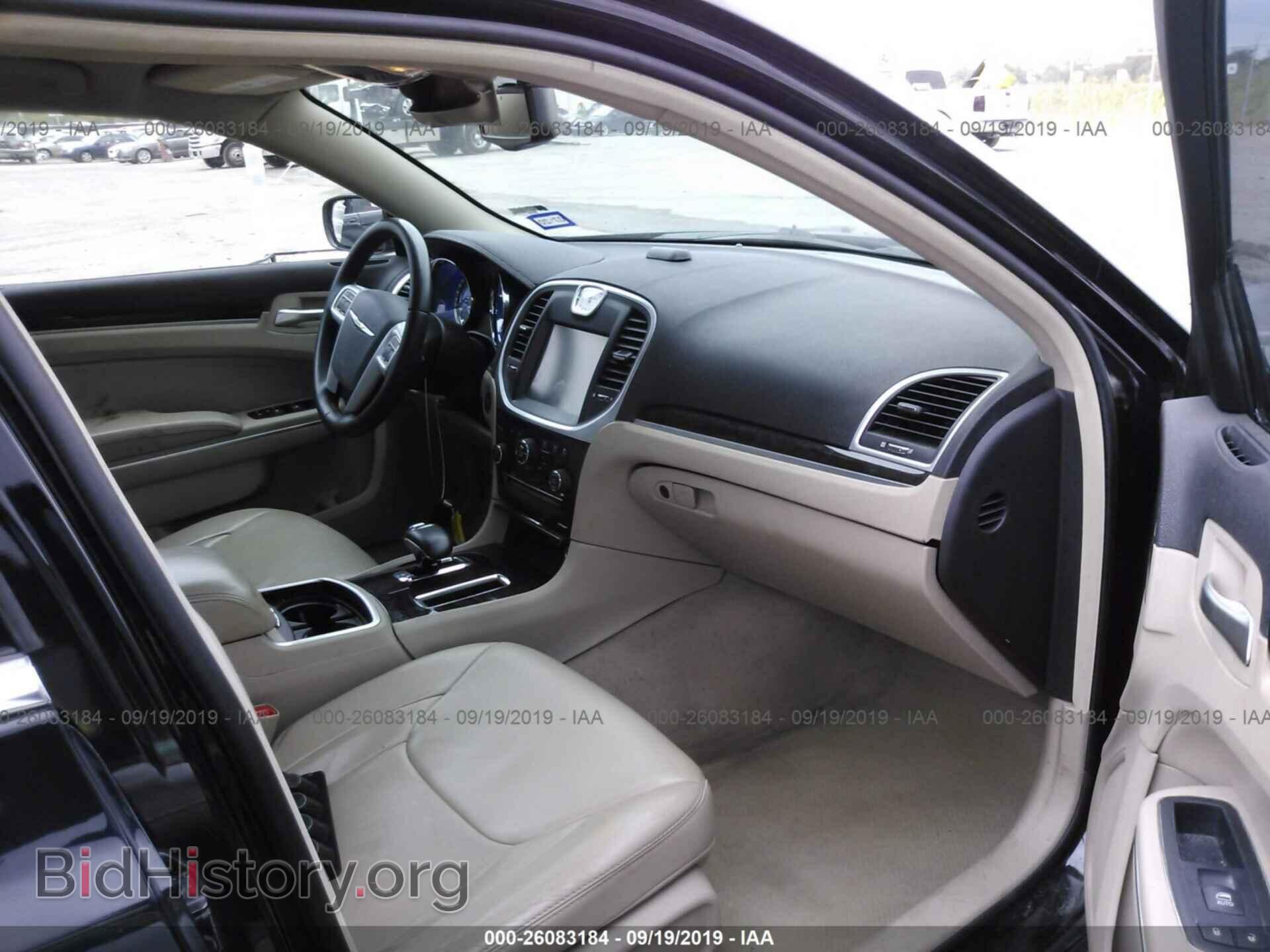 2014 CHRYSLER 300 - VIN: 2C3CCAAG7EH182809 - Фото 5
