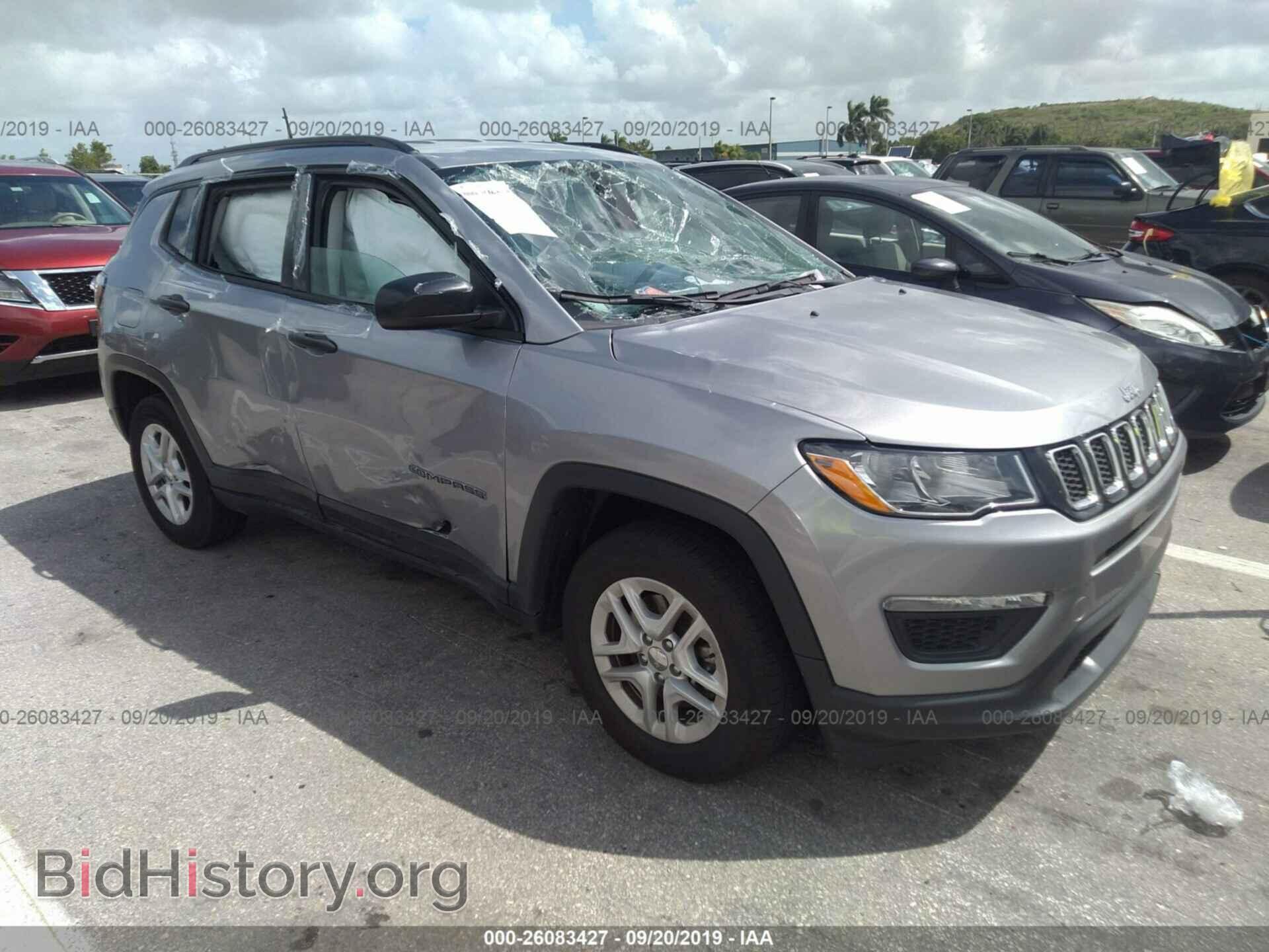 Photo 3C4NJCABXJT137827 - JEEP COMPASS 2018