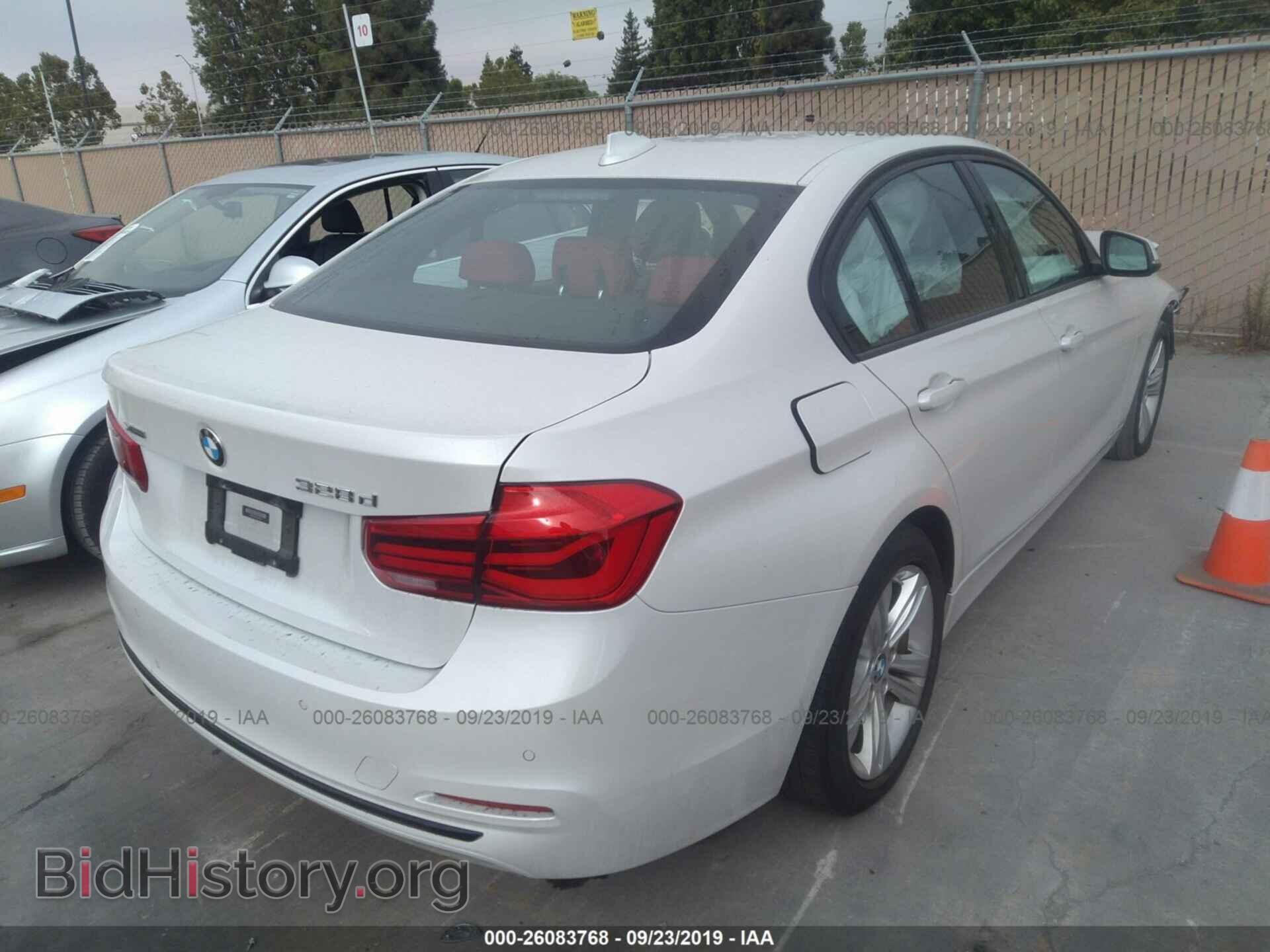 2016 BMW 328 - VIN: WBA8F1C59GK438929 - Фото 4