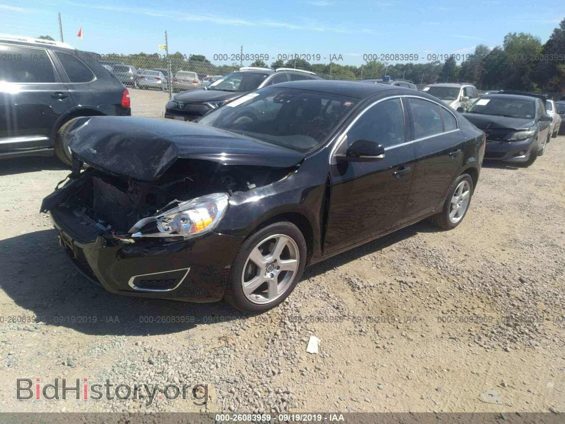 2012 VOLVO S60 - VIN: YV1622FSXC2108699 - Фото 2