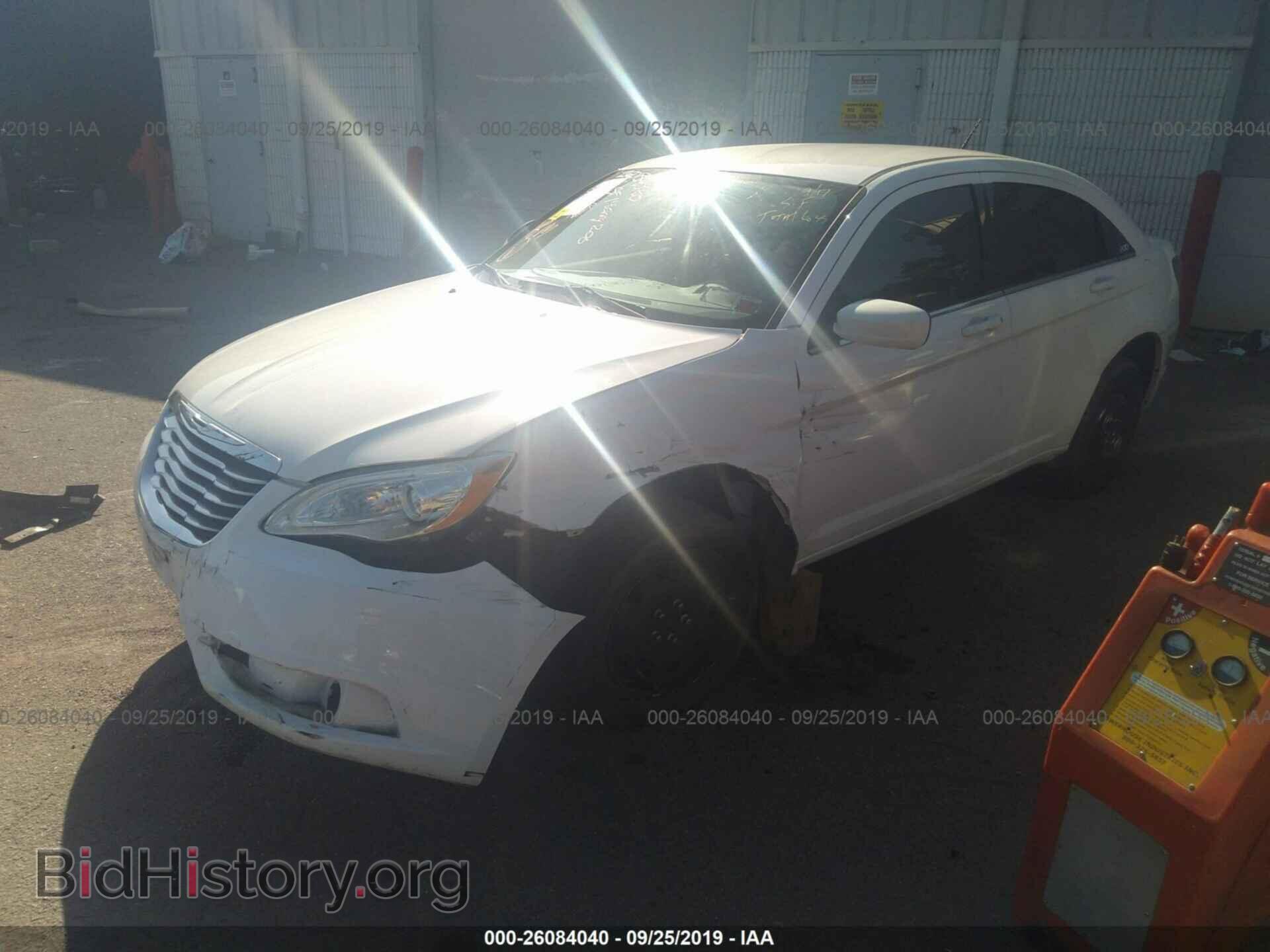 2014 CHRYSLER 200 - VIN: 1C3CCBAB4EN230185 - Photo 2