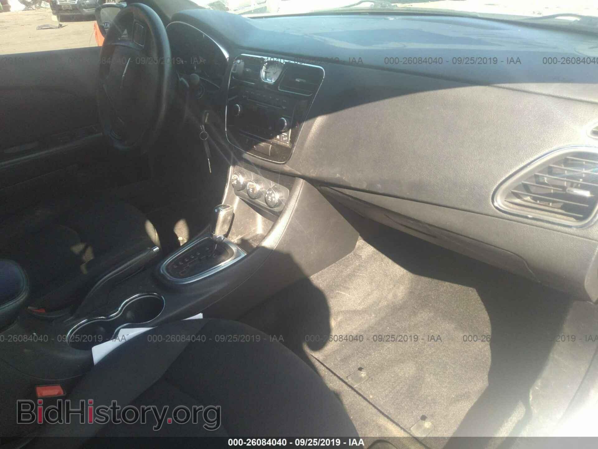 2014 CHRYSLER 200 - VIN: 1C3CCBAB4EN230185 - Photo 5
