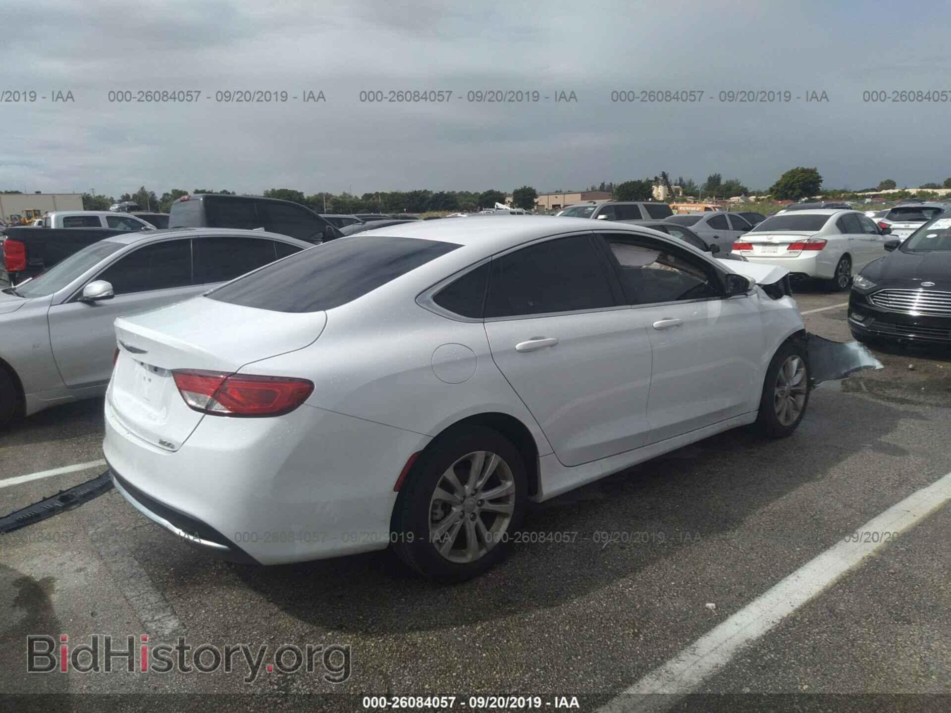 2015 CHRYSLER 200 - VIN: 1C3CCCAB6FN704452 - Photo 4