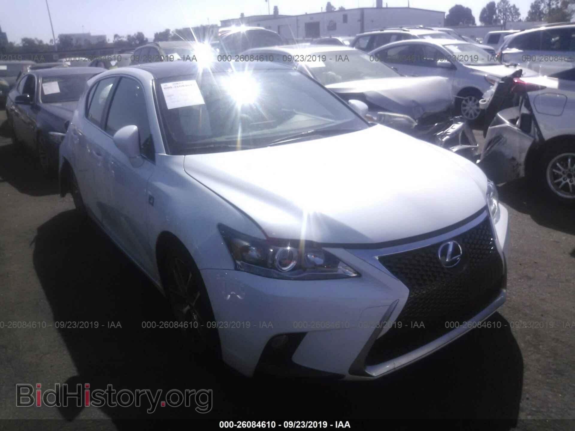 Фотография JTHKD5BH4F2233954 - LEXUS CT 2015
