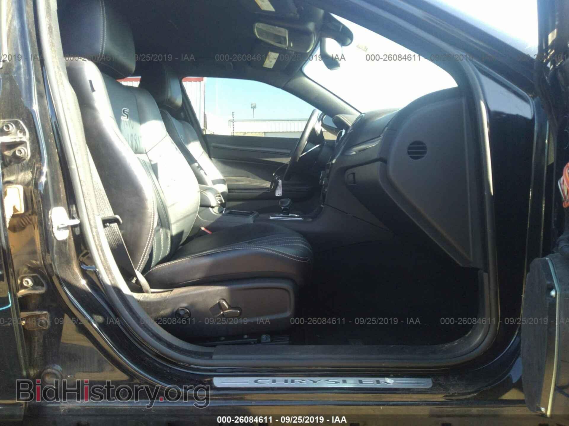 2014 CHRYSLER 300 - VIN: 2C3CCAGG7EH297529 - Фото 5
