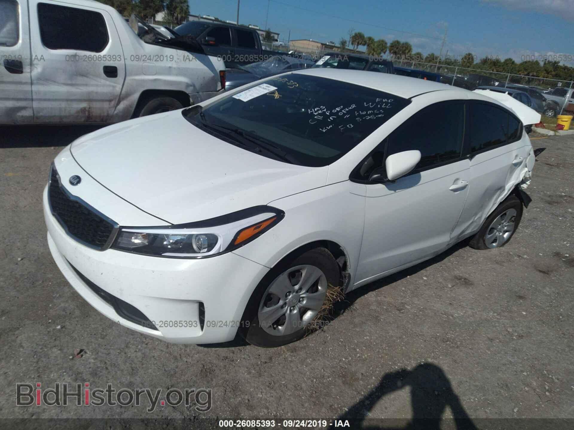 2017 KIA FORTE - VIN: 3KPFK4A73HE053351 - Фото 2