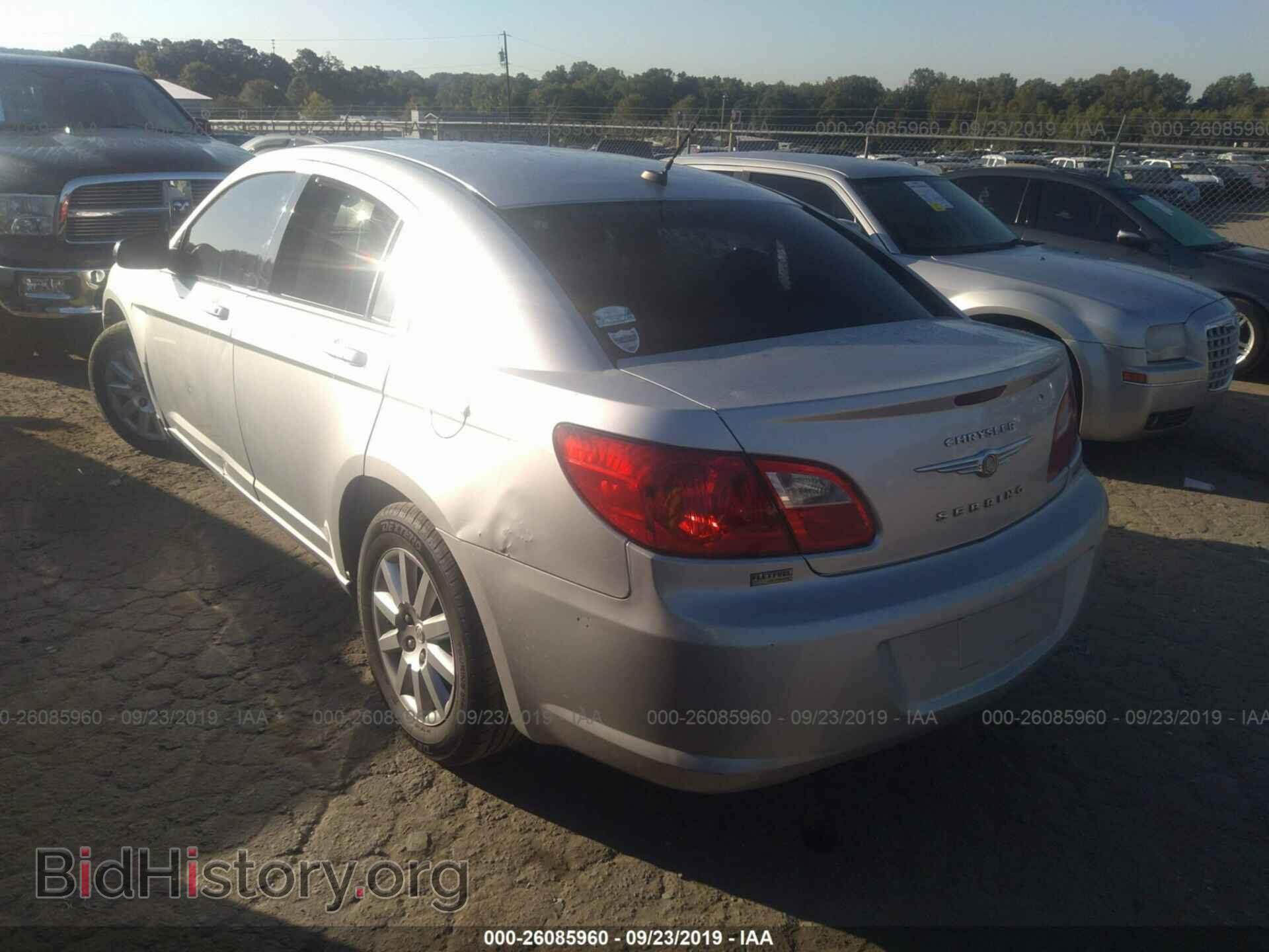 2010 CHRYSLER SEBRING - VIN: 1C3CC4FD6AN123249 - Фото 3