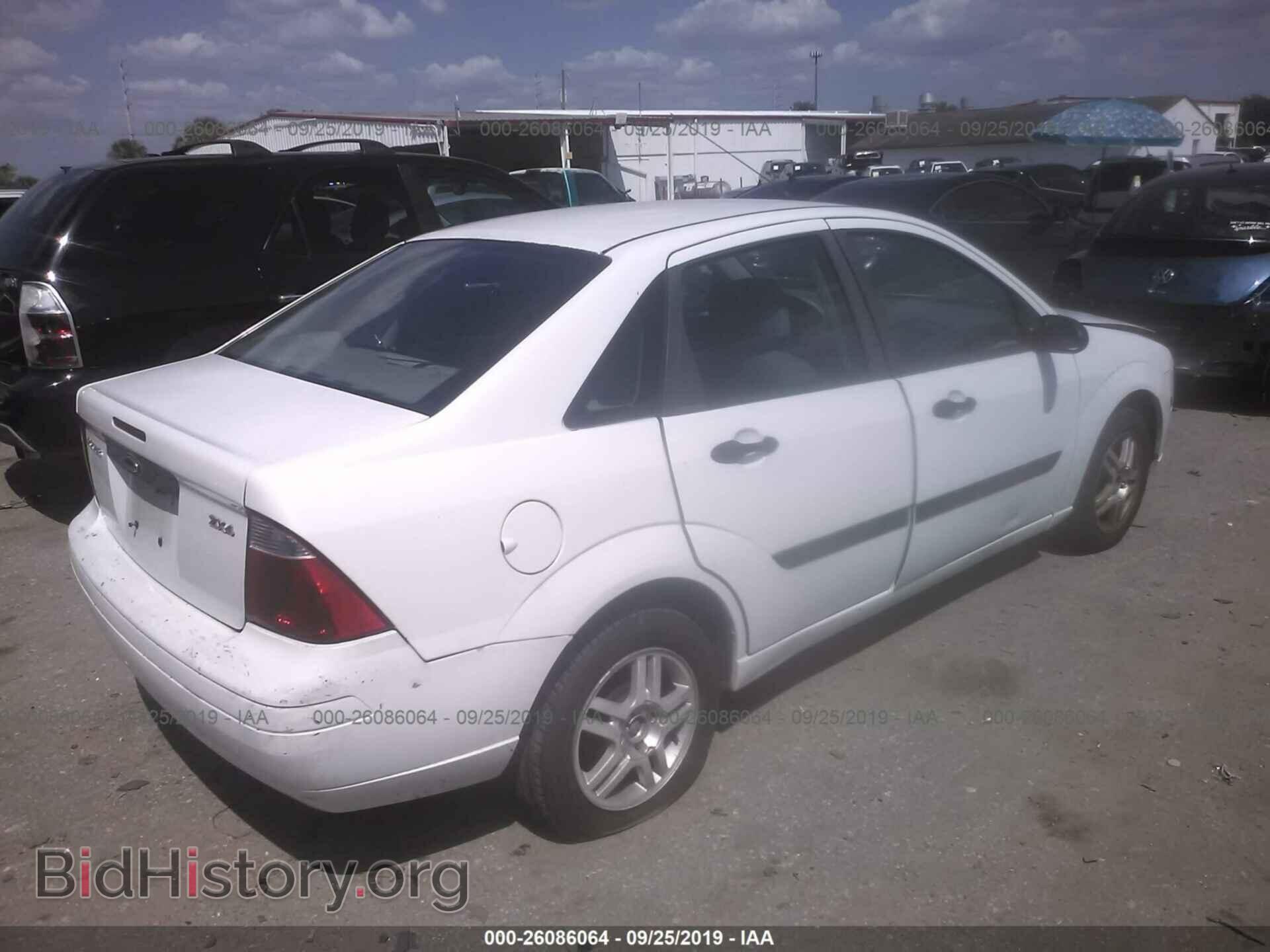 2005 FORD FOCUS - VIN: 1FAFP34N85W111872 - Фото 4