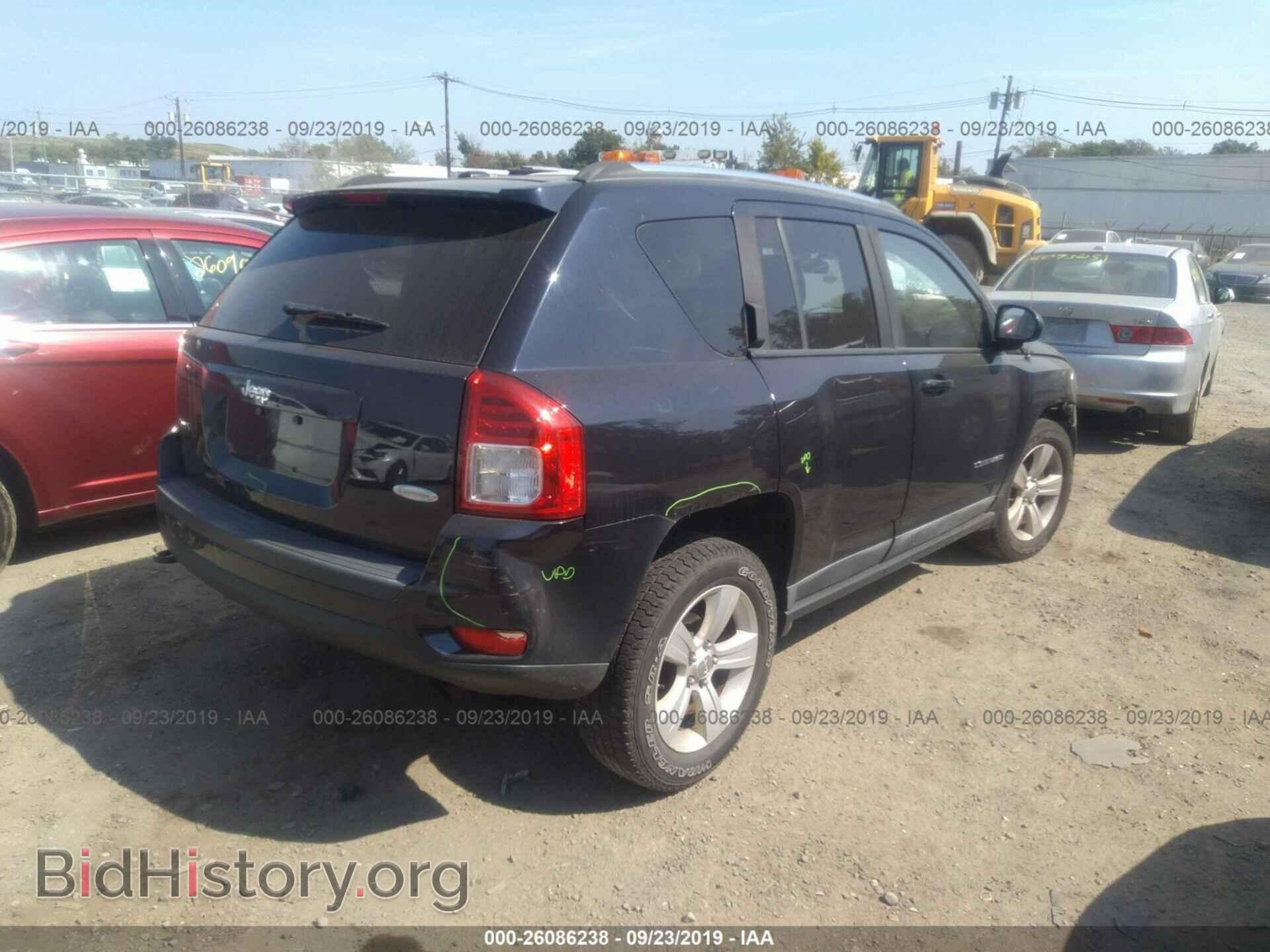 2011 JEEP COMPASS - VIN: 1J4NF1FB2BD154458 - Photo 4