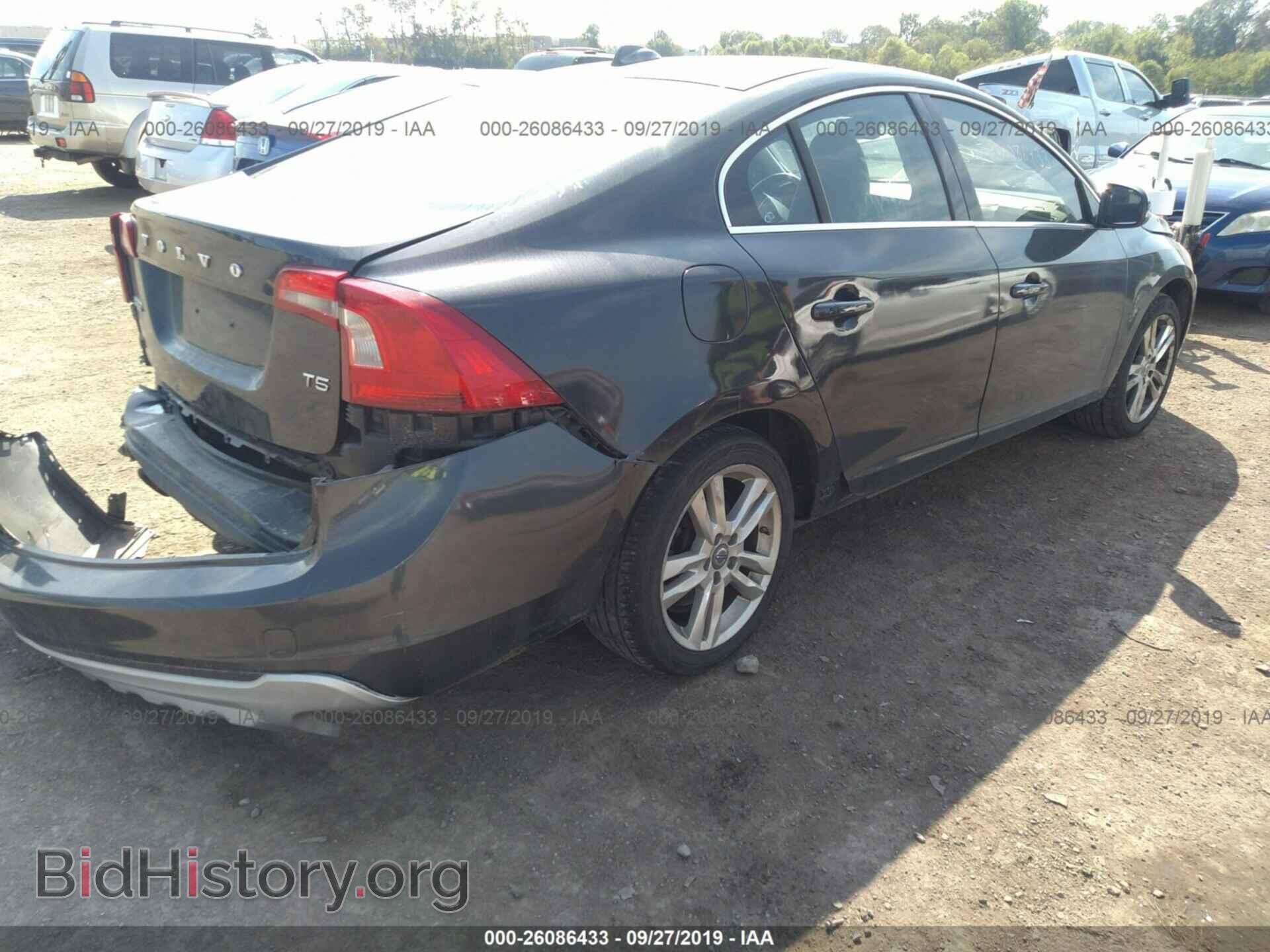 2012 VOLVO S60 - VIN: YV1622FSXC2021885 - Фото 4