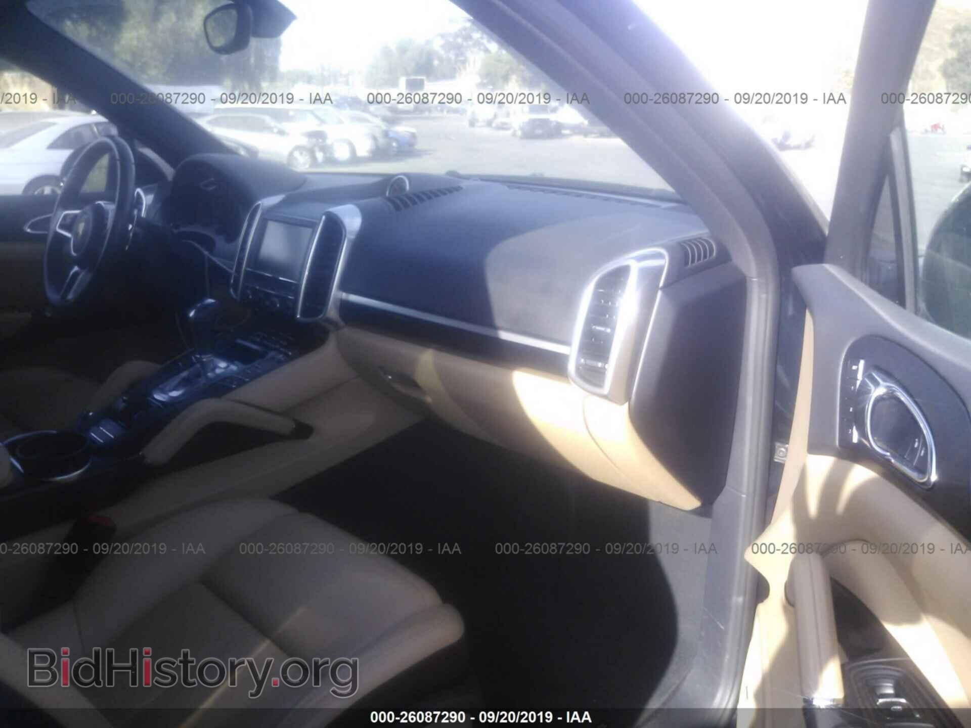 2016 PORSCHE CAYENNE - VIN: WP1AA2A23GKA12427 - Фото 5