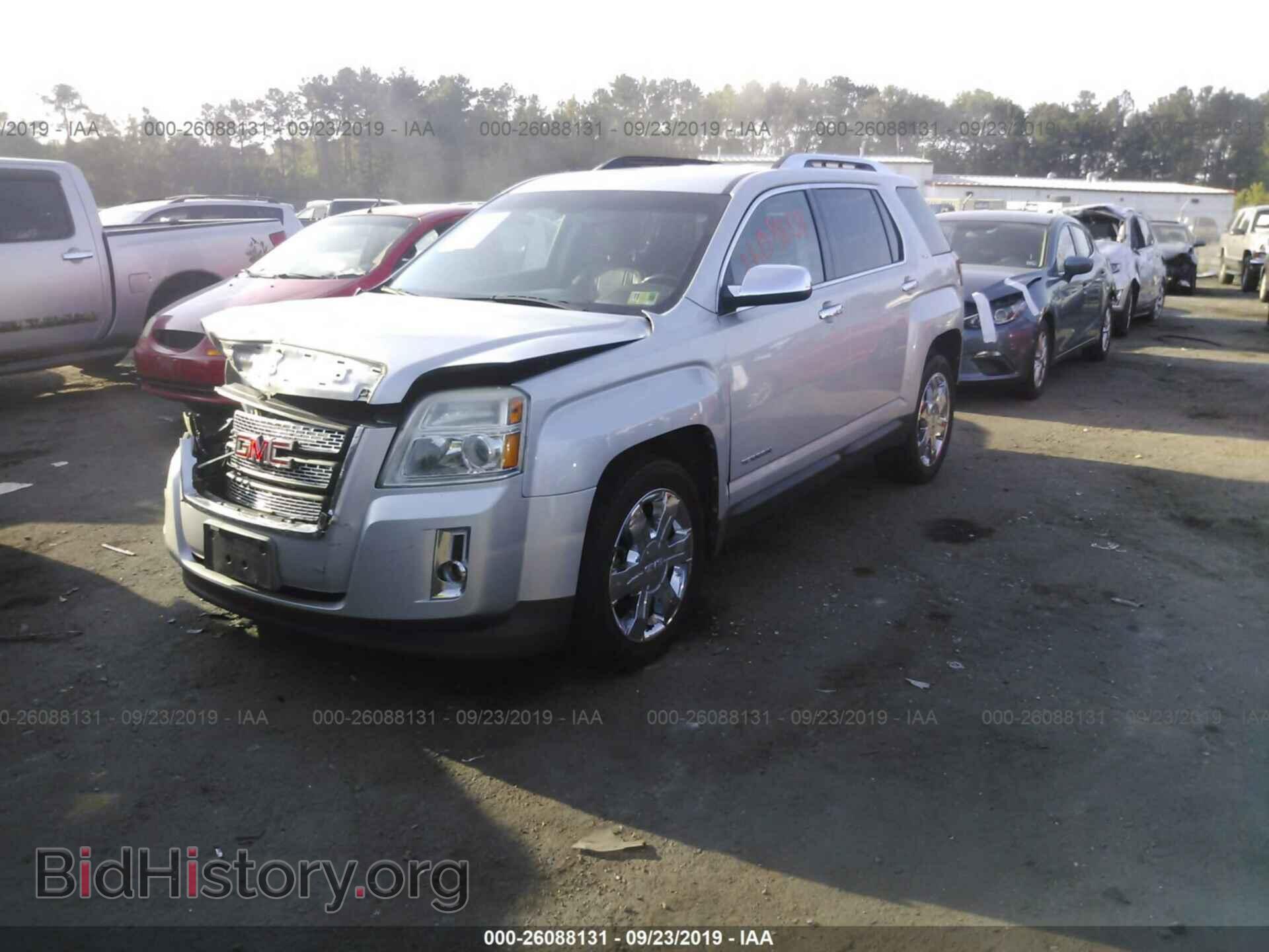 2011 GMC TERRAIN - VIN: 2CTFLWE51B6209688 - Фото 2