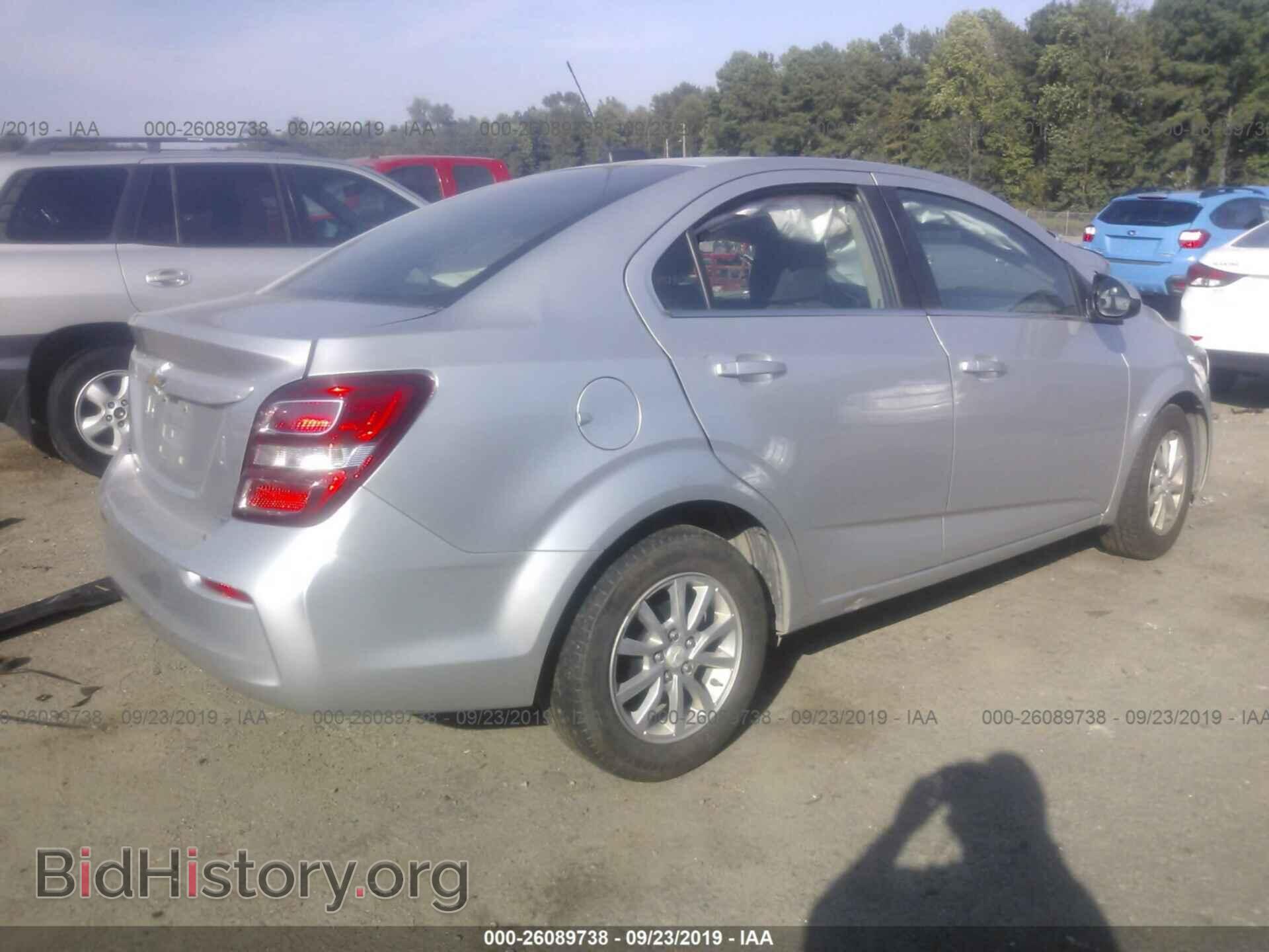 2017 CHEVROLET SONIC - VIN: 1G1JD5SH2H4130917 - Фото 4