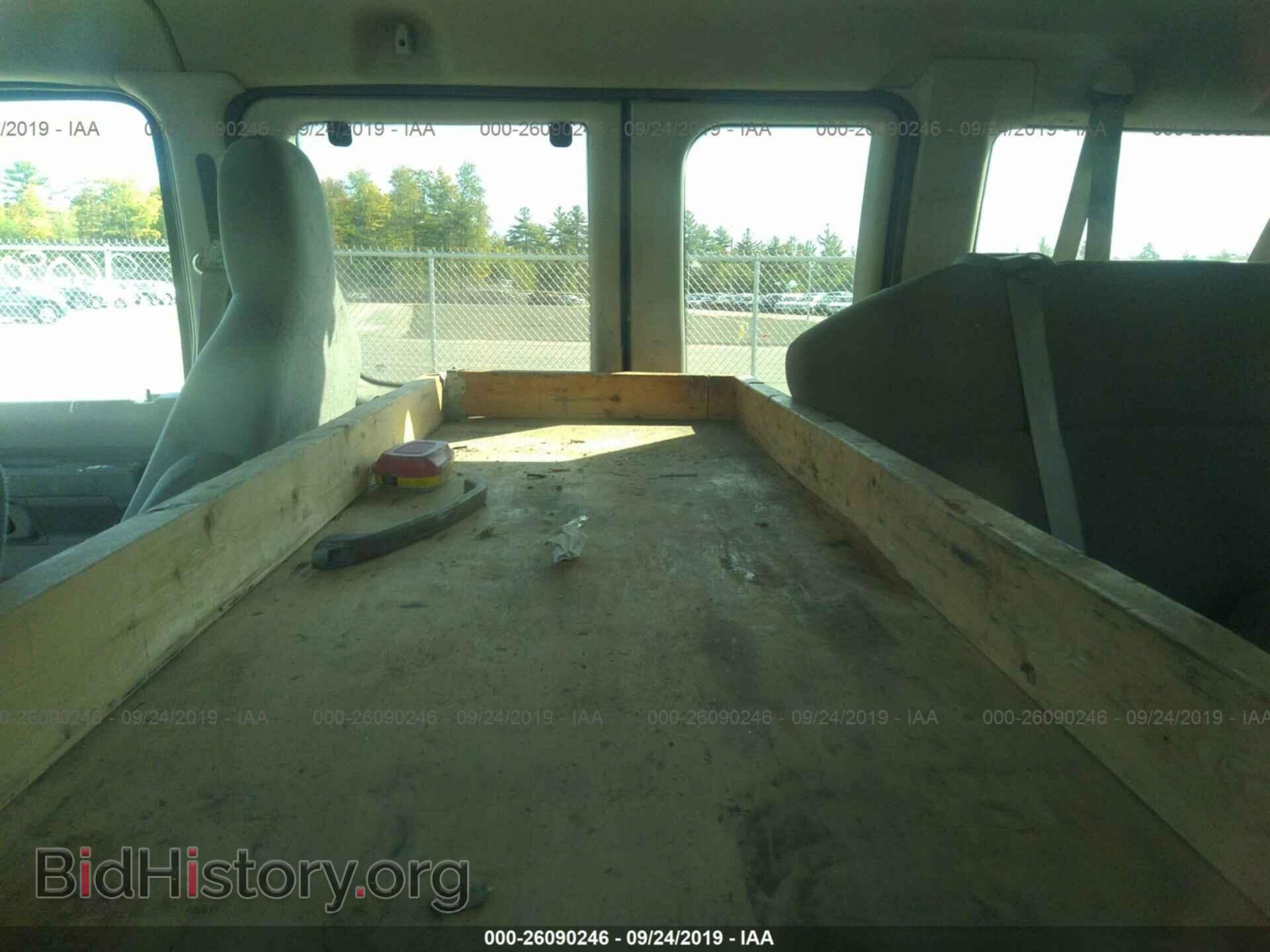 2011 FORD ECONOLINE - VIN: 1FBNE3BL2BDA58515 - Фото 8