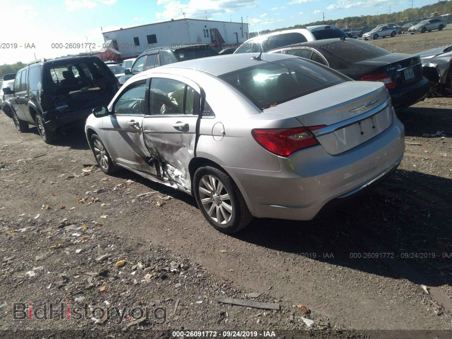 2012 CHRYSLER 200 - VIN: 1C3CCBBB7CN101174 - Фото 3