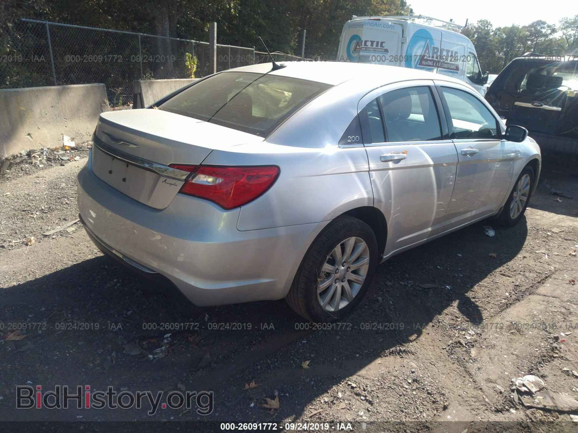 2012 CHRYSLER 200 - VIN: 1C3CCBBB7CN101174 - Фото 4
