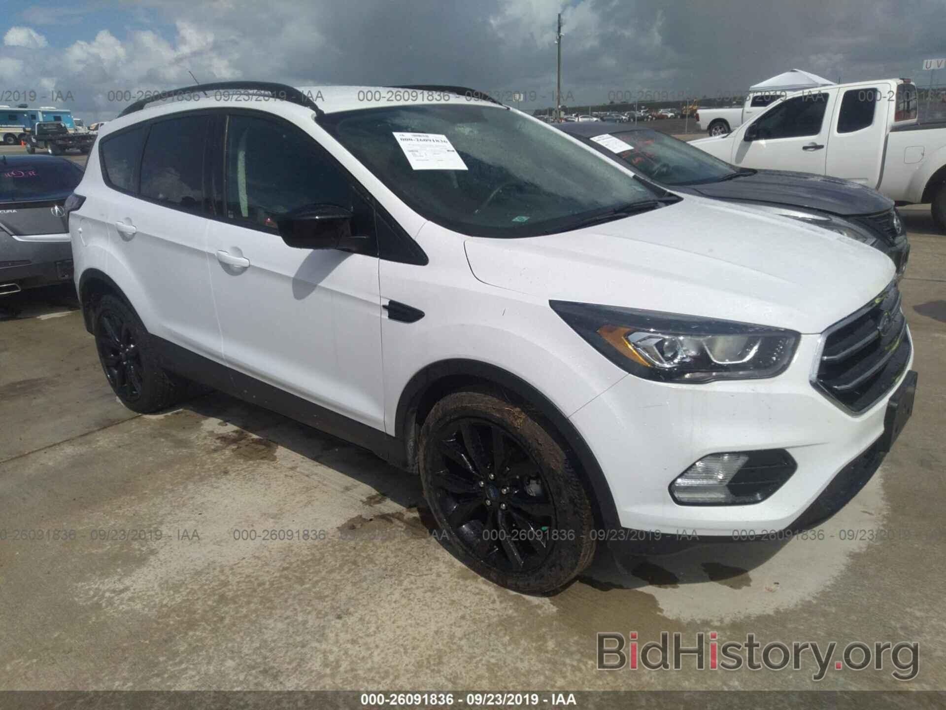 Photo 1FMCU0GD1JUD36420 - FORD ESCAPE 2018