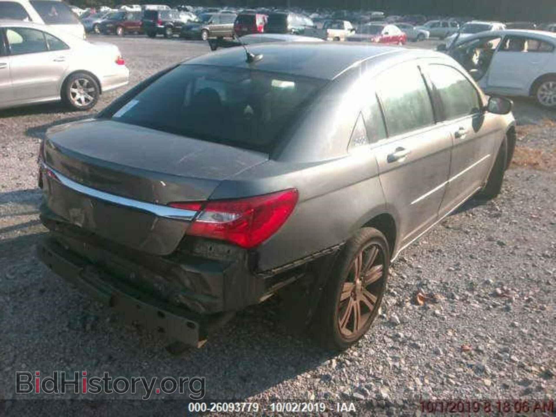 2013 CHRYSLER 200 - VIN: 1C3CCBBB6DN639267 - Фото 2