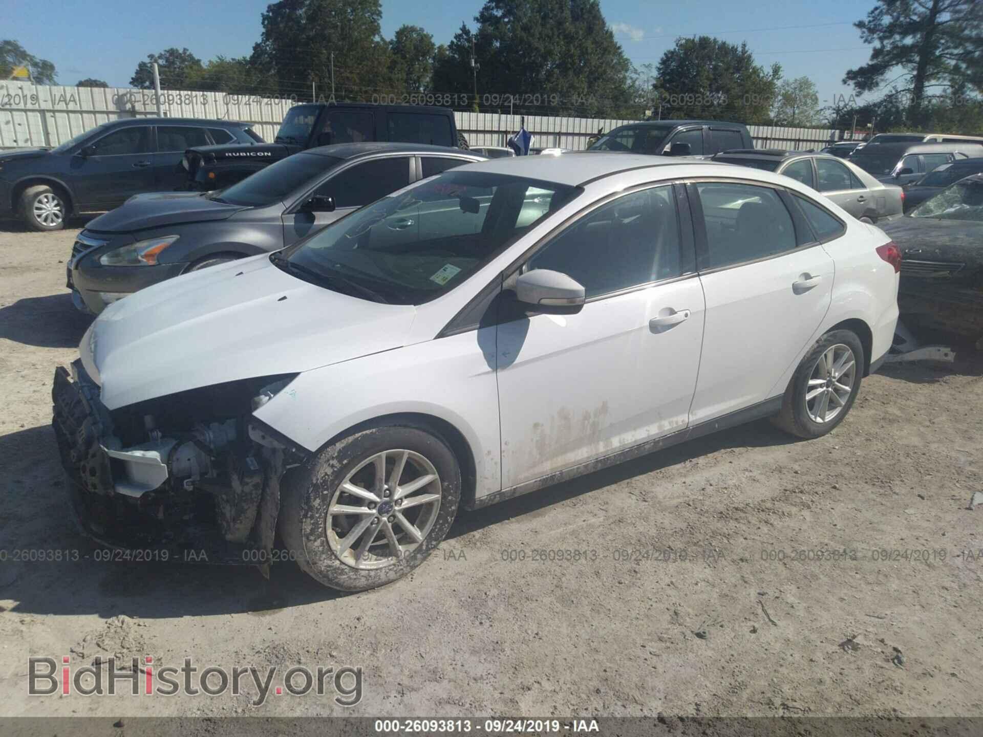 2016 FORD FOCUS - VIN: 1FADP3F22GL376690 - Фото 2