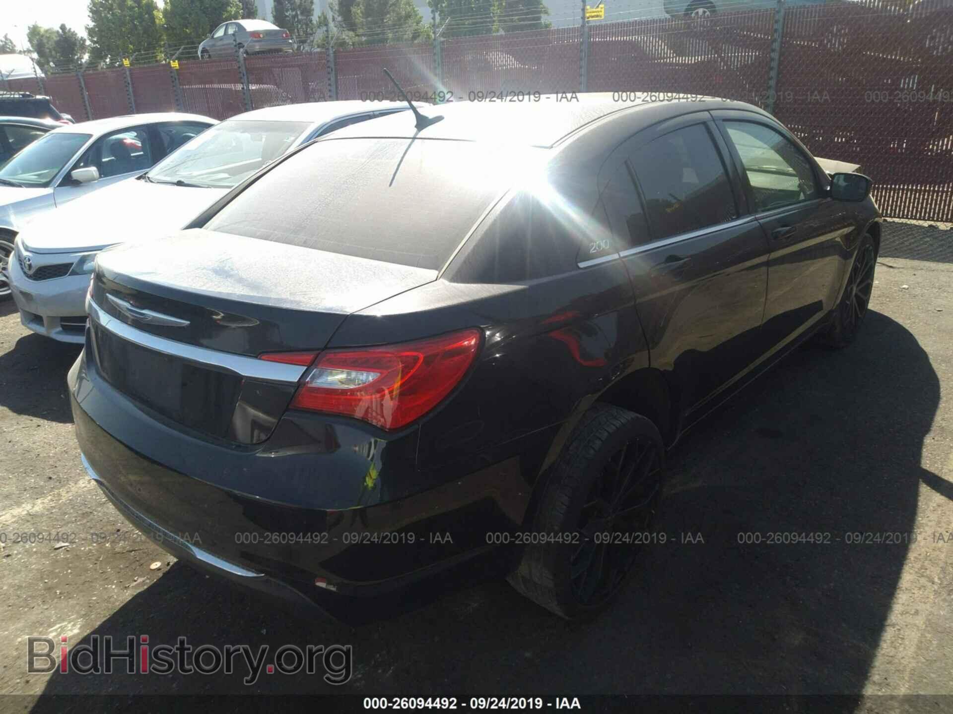 2013 CHRYSLER 200 - VIN: 1C3CCBAB2DN686846 - Фото 4