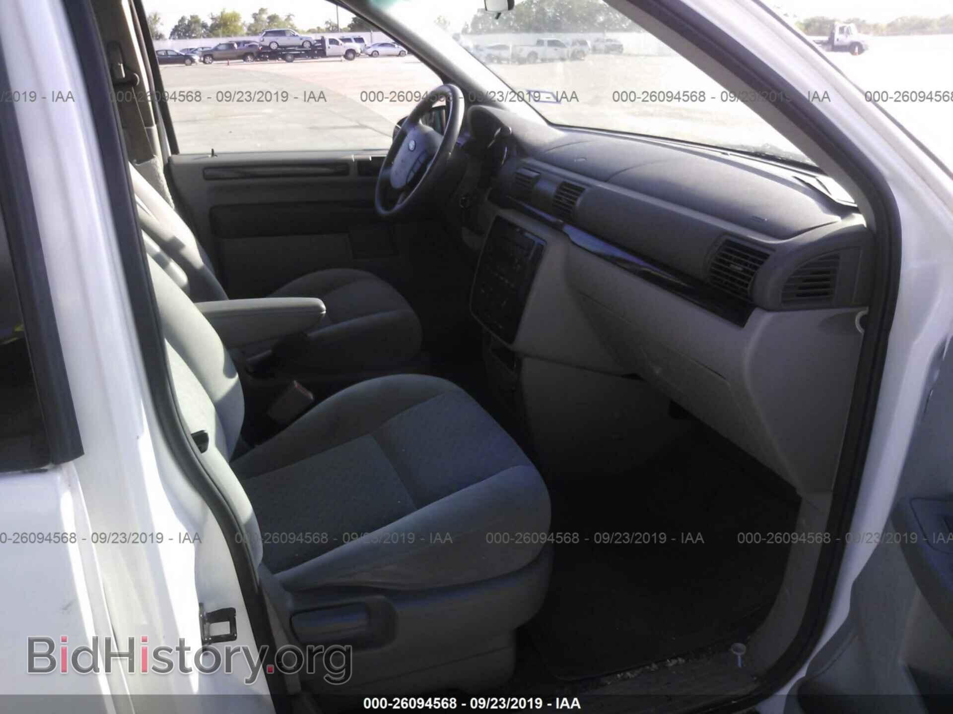 2006 FORD FREESTAR - VIN: 2FMDA52256BA53726 - Фото 5