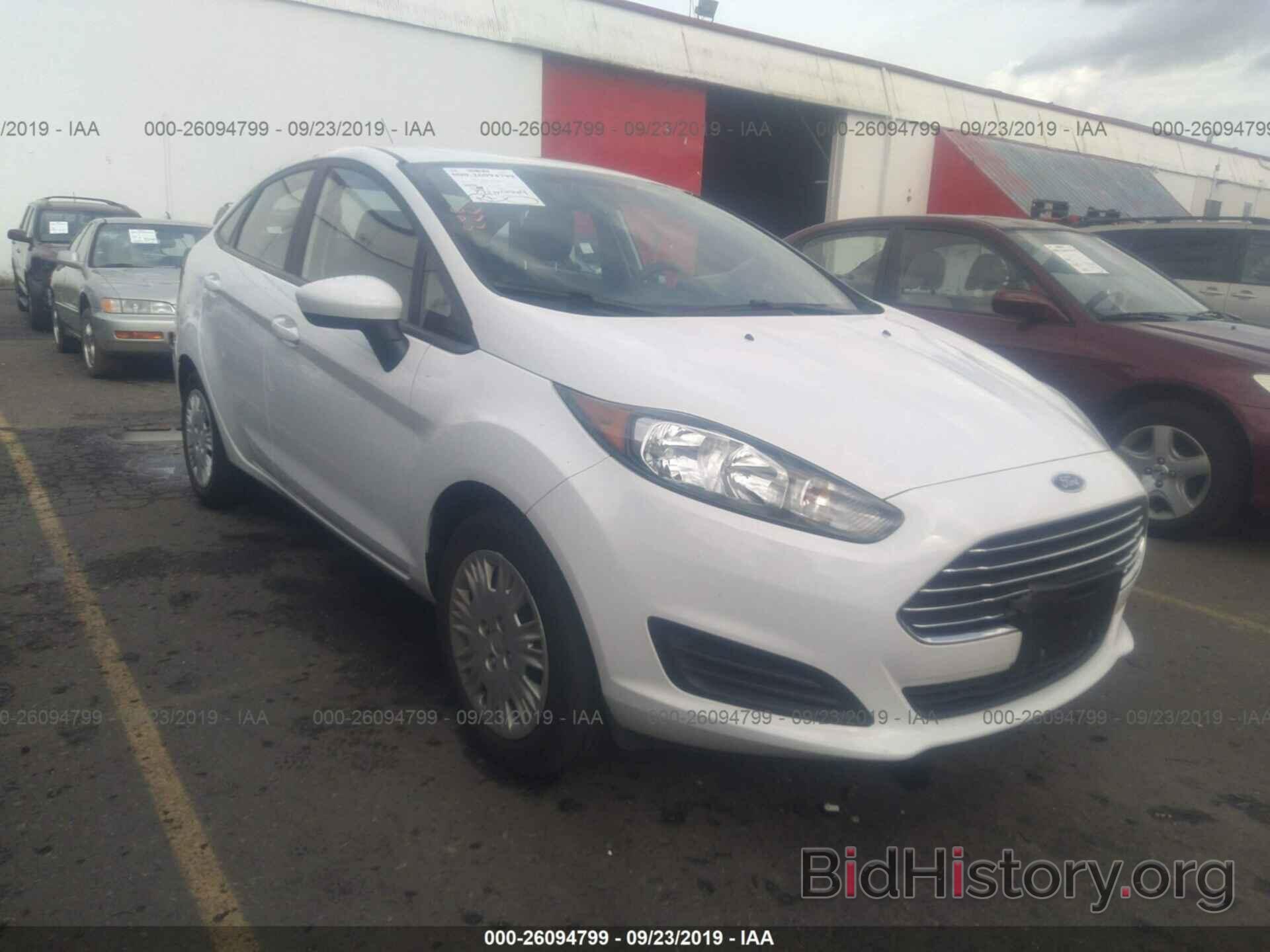 Photo 3FADP4AJ3FM187421 - FORD FIESTA 2015