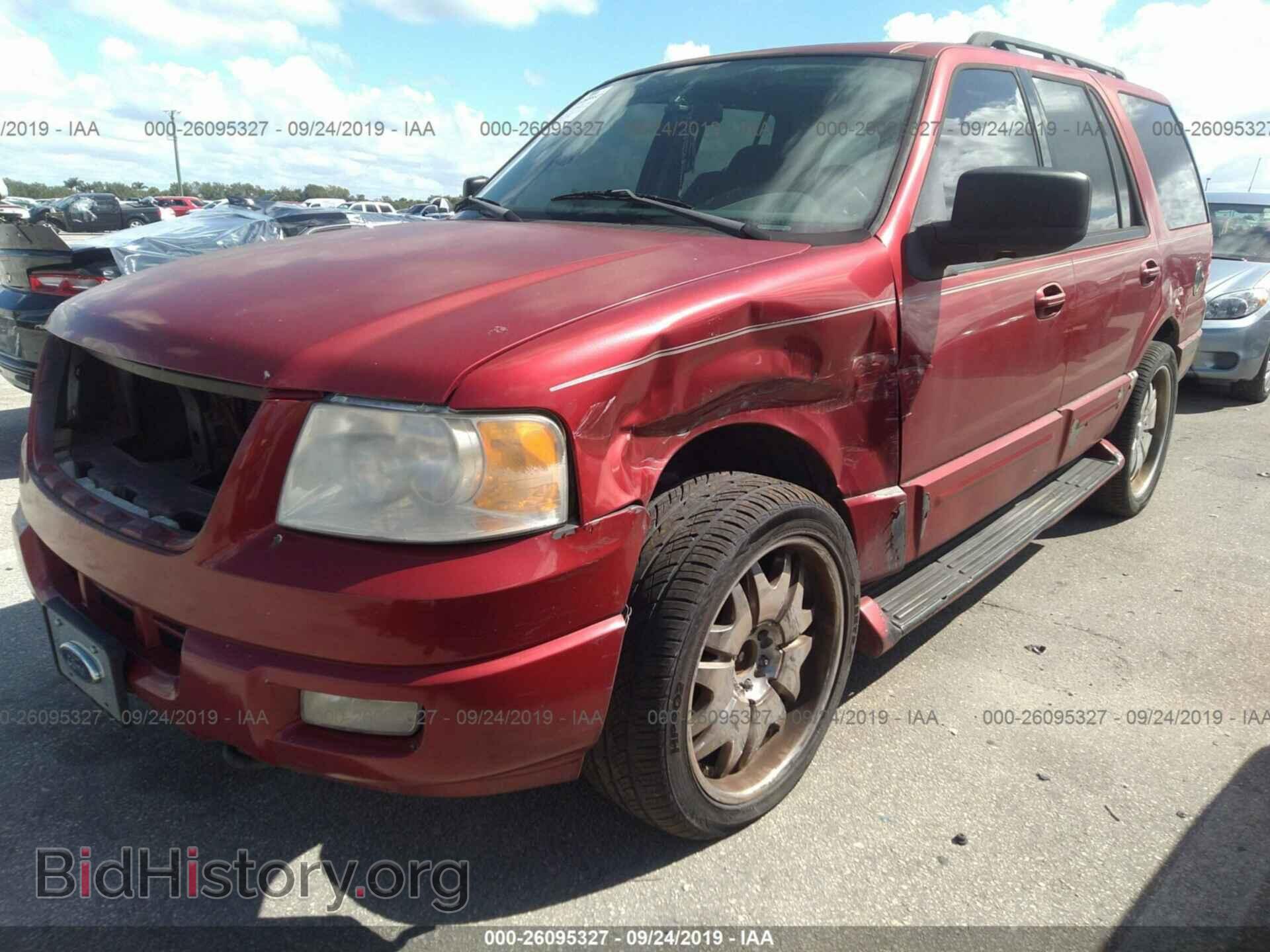 2005 FORD EXPEDITION - VIN: 1FMPU16575LA66736 - Фото 2