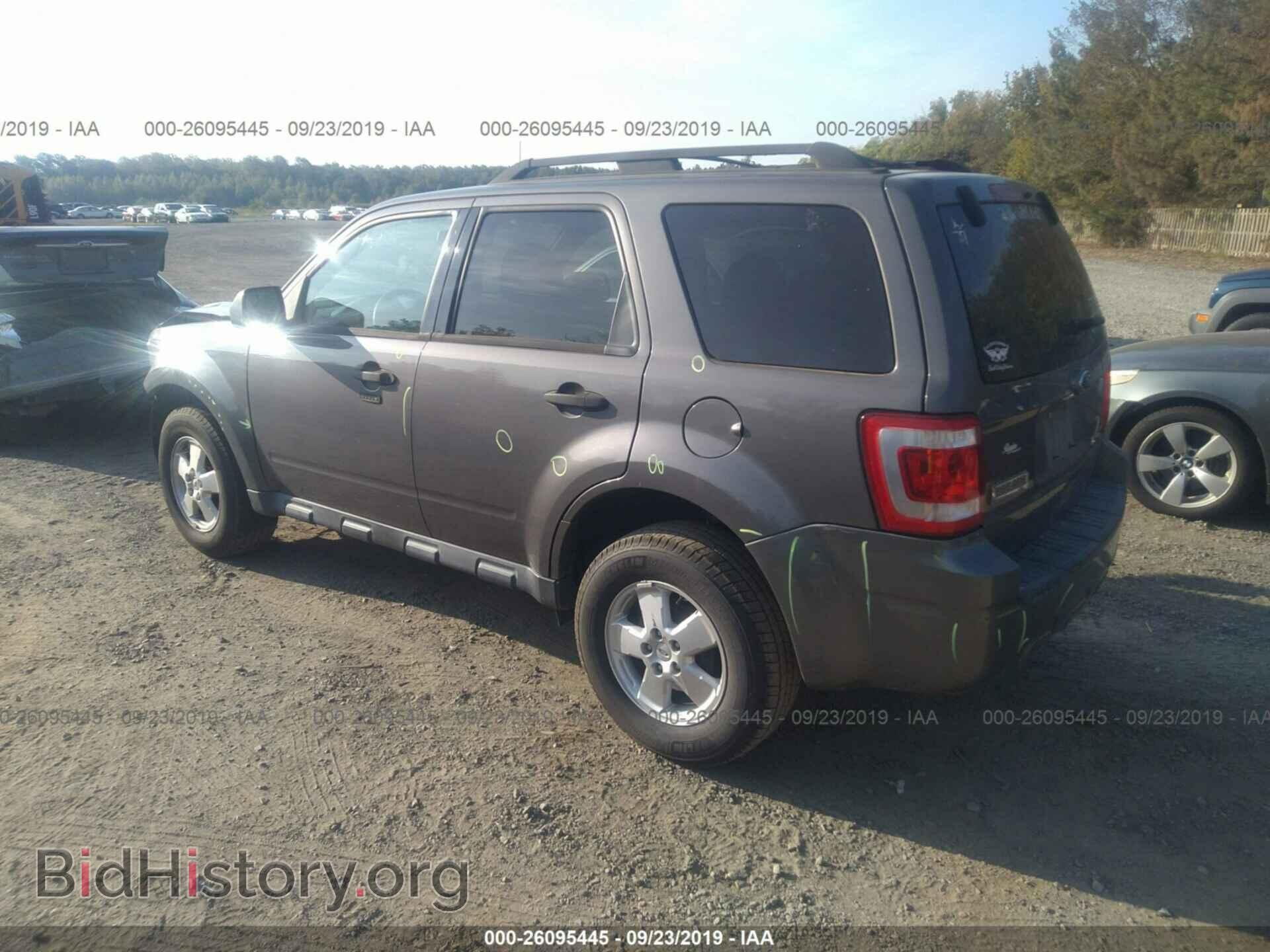 2011 FORD ESCAPE - VIN: 1FMCU0DG3BKC58895 - Фото 3