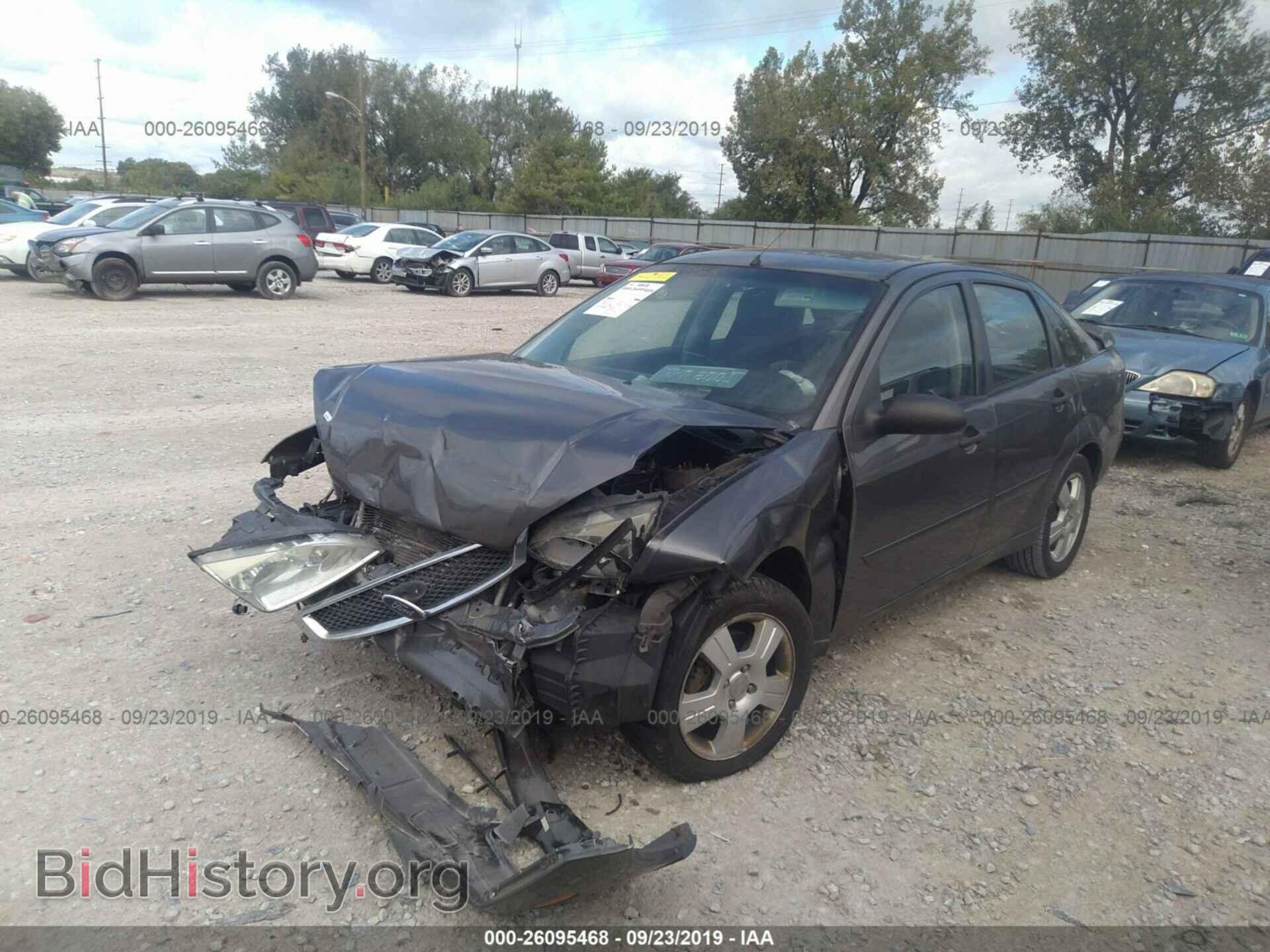 2006 FORD FOCUS - VIN: 1FAHP34N06W123766 - Фото 2