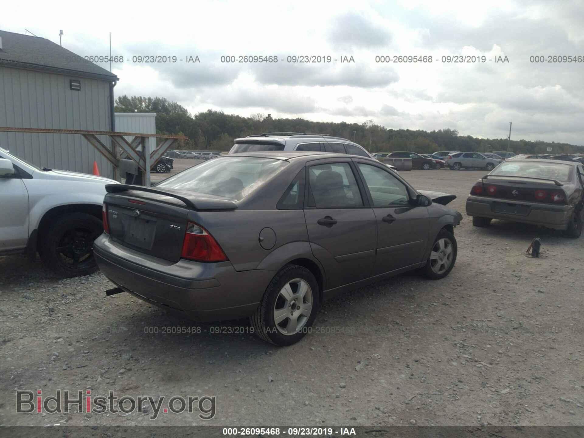 2006 FORD FOCUS - VIN: 1FAHP34N06W123766 - Фото 4