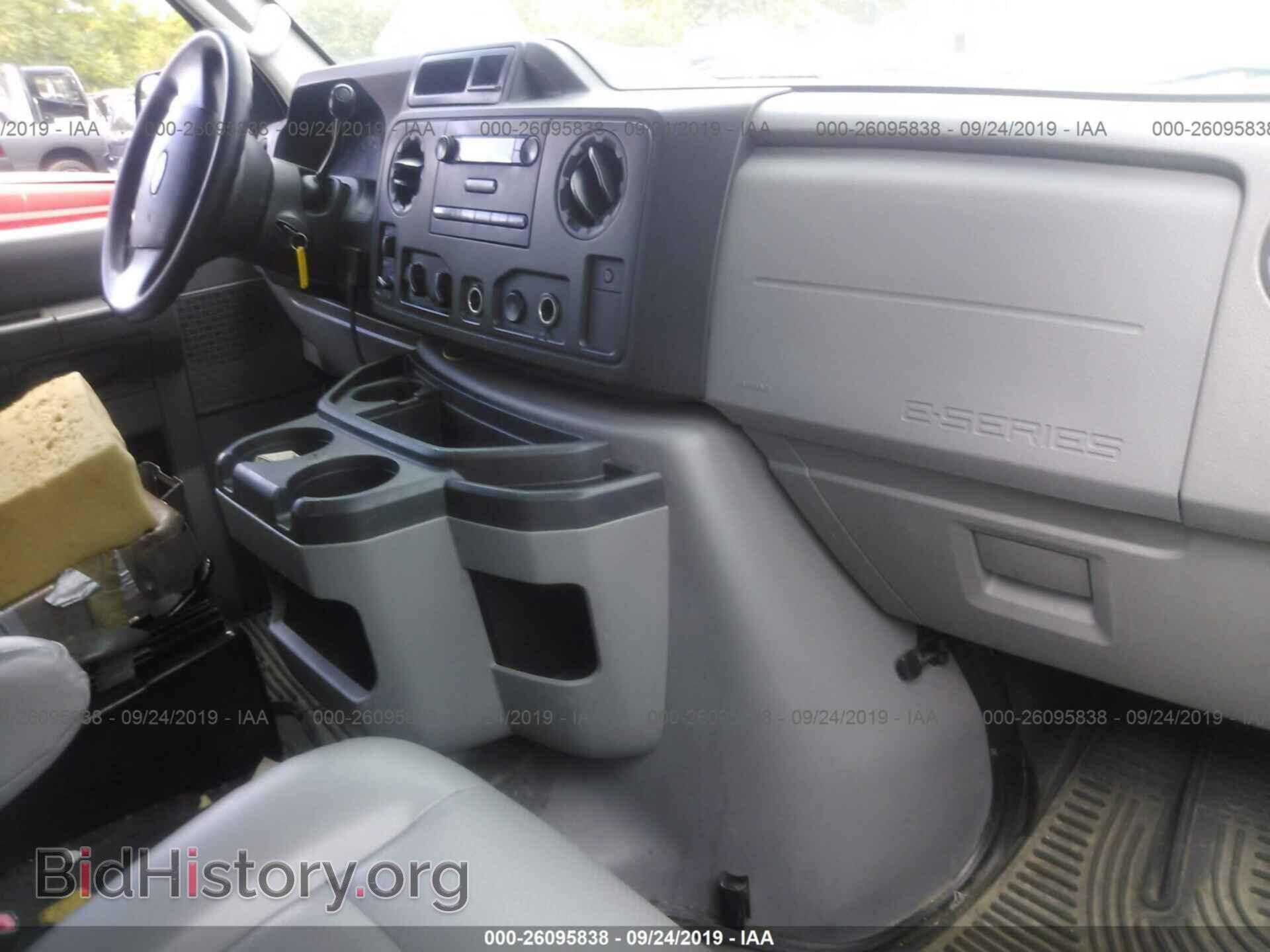 2011 FORD ECONOLINE - VIN: 1FBNE3BL2BDA16152 - Photo 5