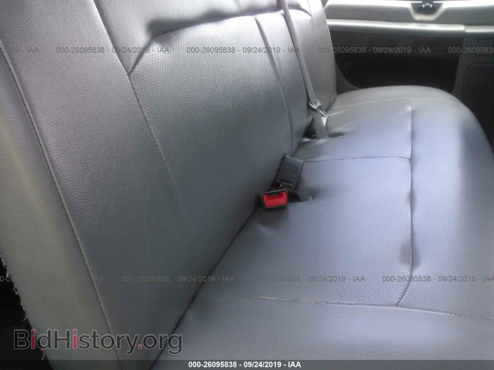 2011 FORD ECONOLINE - VIN: 1FBNE3BL2BDA16152 - Photo 8