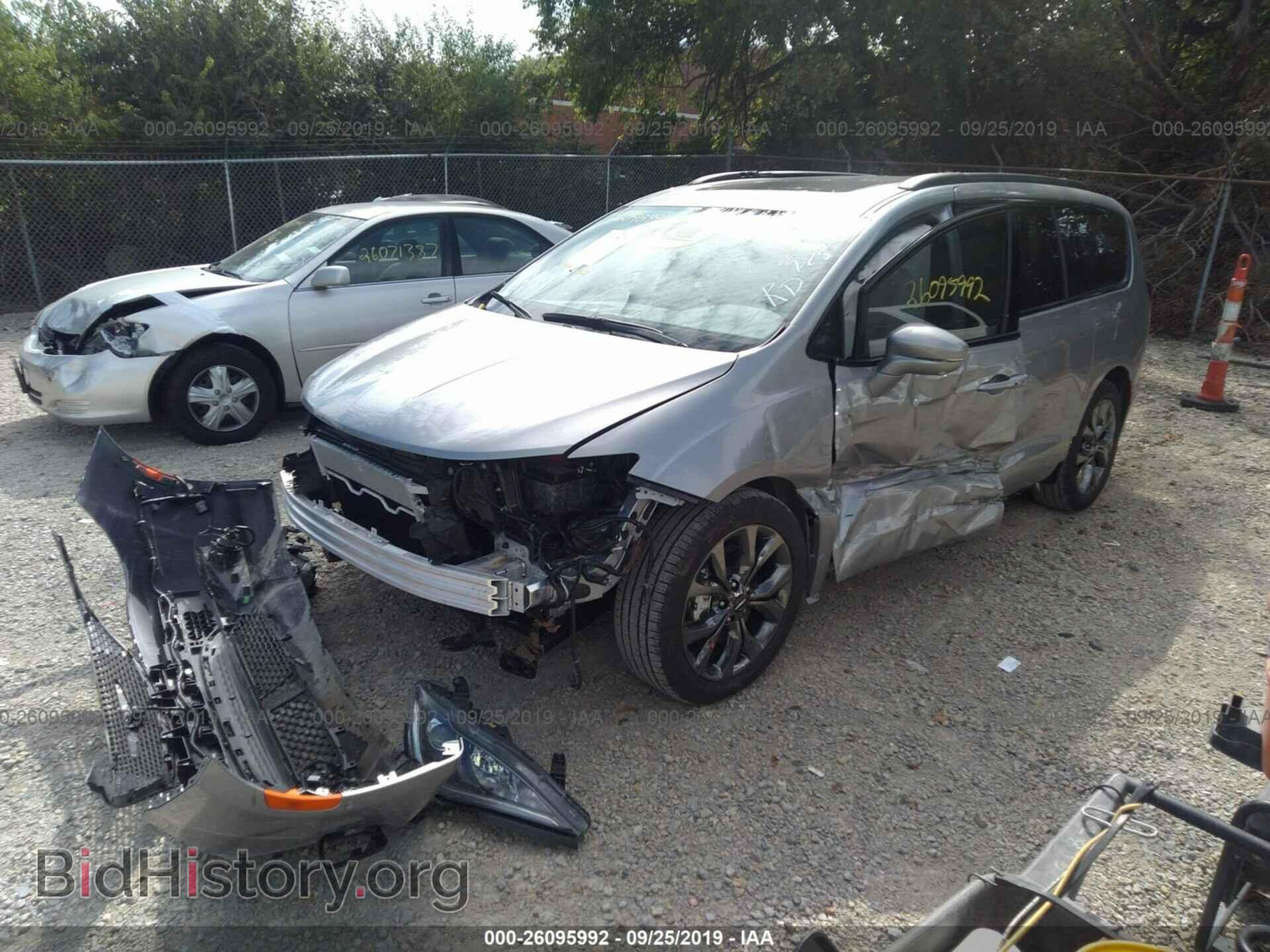 2019 CHRYSLER PACIFICA - VIN: 2C4RC1GG3KR706377 - Photo 2