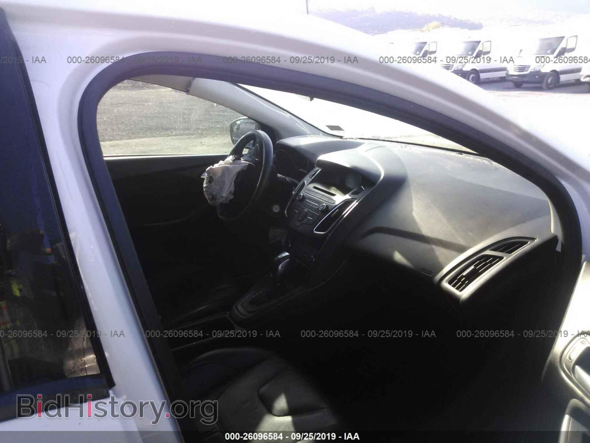 2016 FORD FOCUS - VIN: 1FADP3K22GL315989 - Photo 5