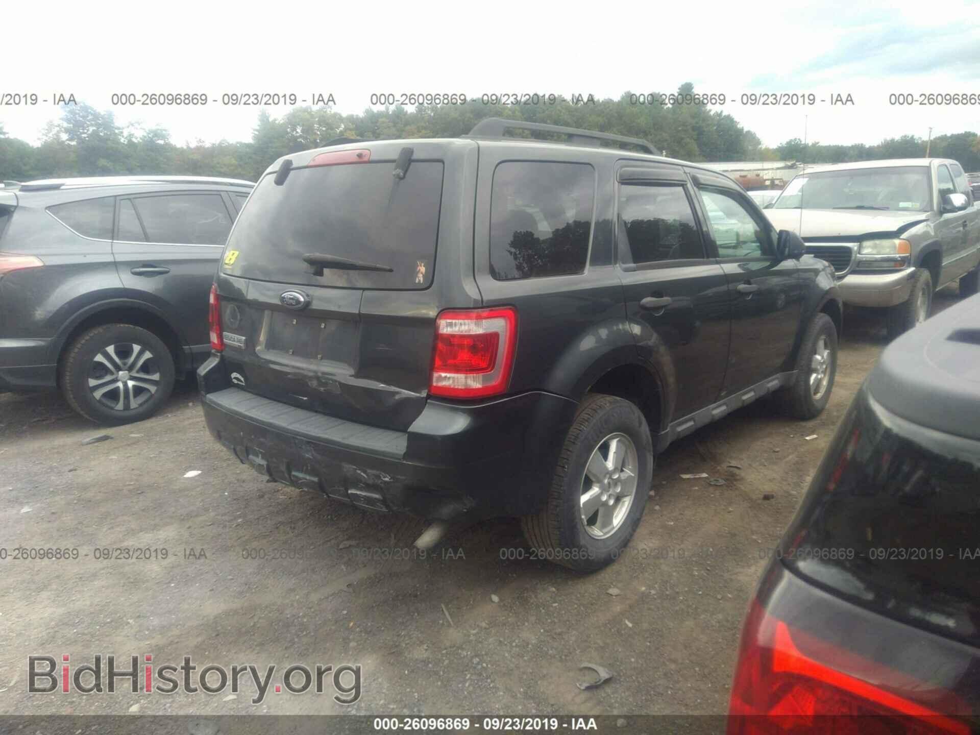 2009 FORD ESCAPE - VIN: 1FMCU03719KD04820 - Фото 4