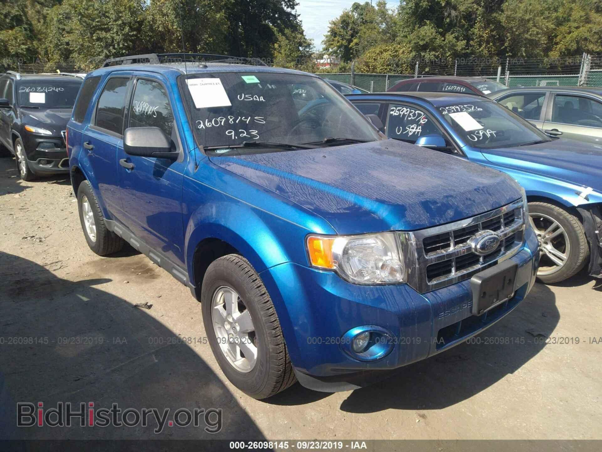 Photo 1FMCU0D77BKA36862 - FORD ESCAPE 2011
