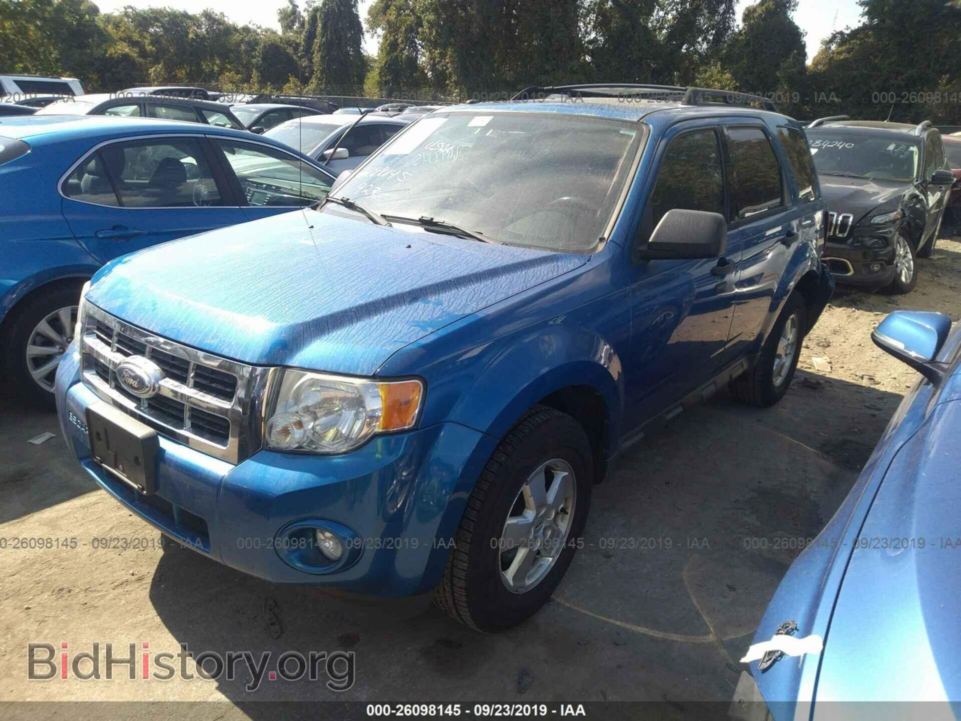 2011 FORD ESCAPE - VIN: 1FMCU0D77BKA36862 - Фото 2
