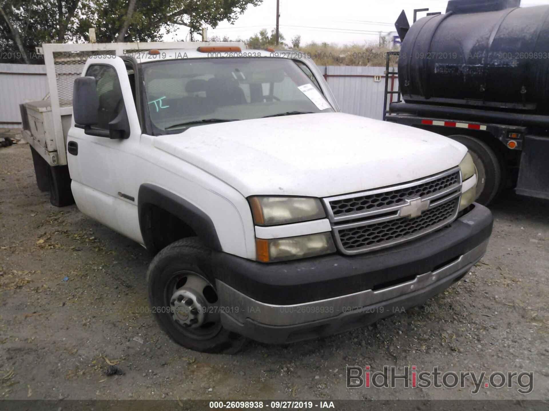 Фотография 1GBJC39U05E316905 - CHEVROLET SILVERADO 2005