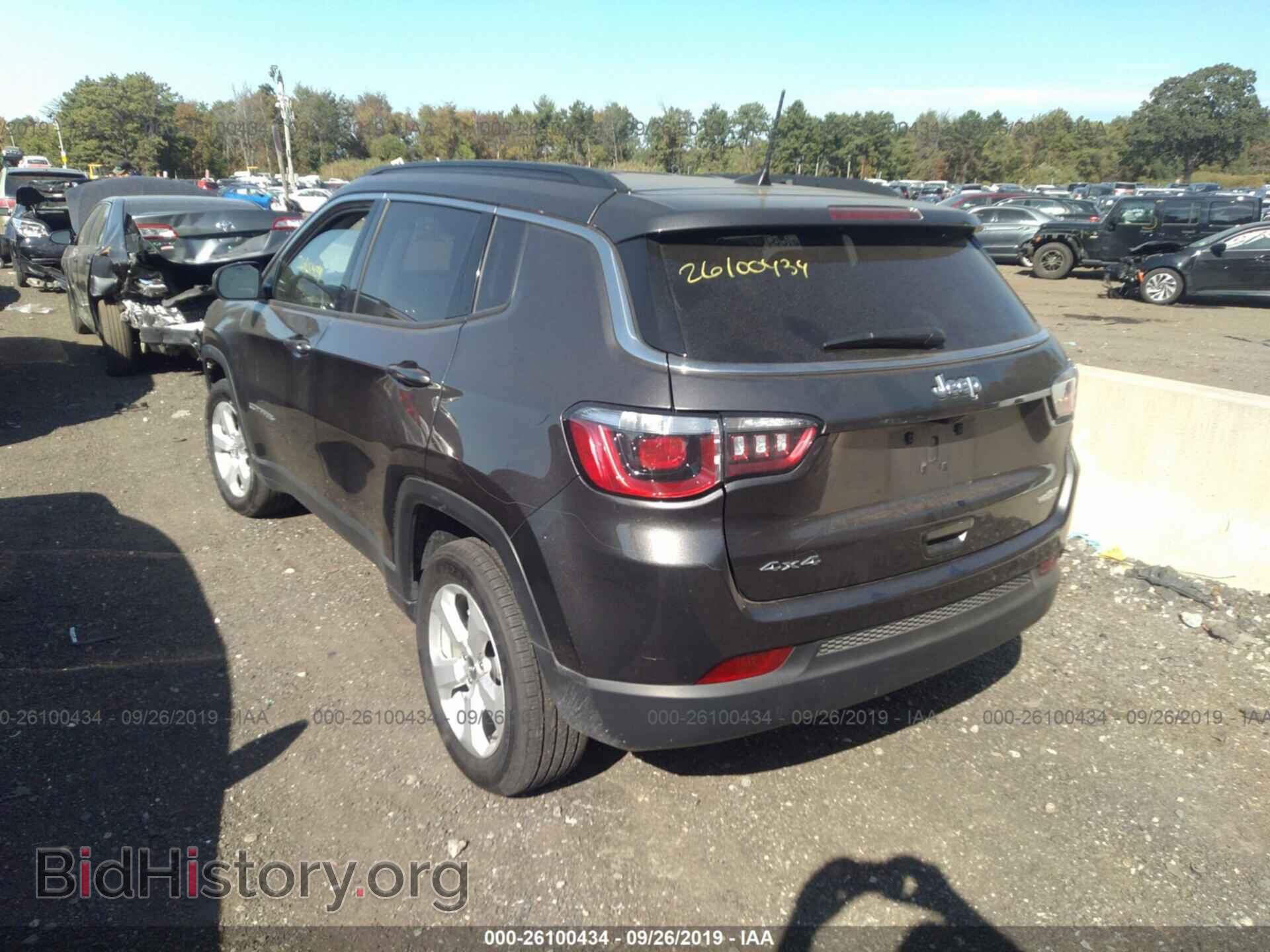 2018 JEEP COMPASS - VIN: 3C4NJDBB3JT470519 - Фото 3