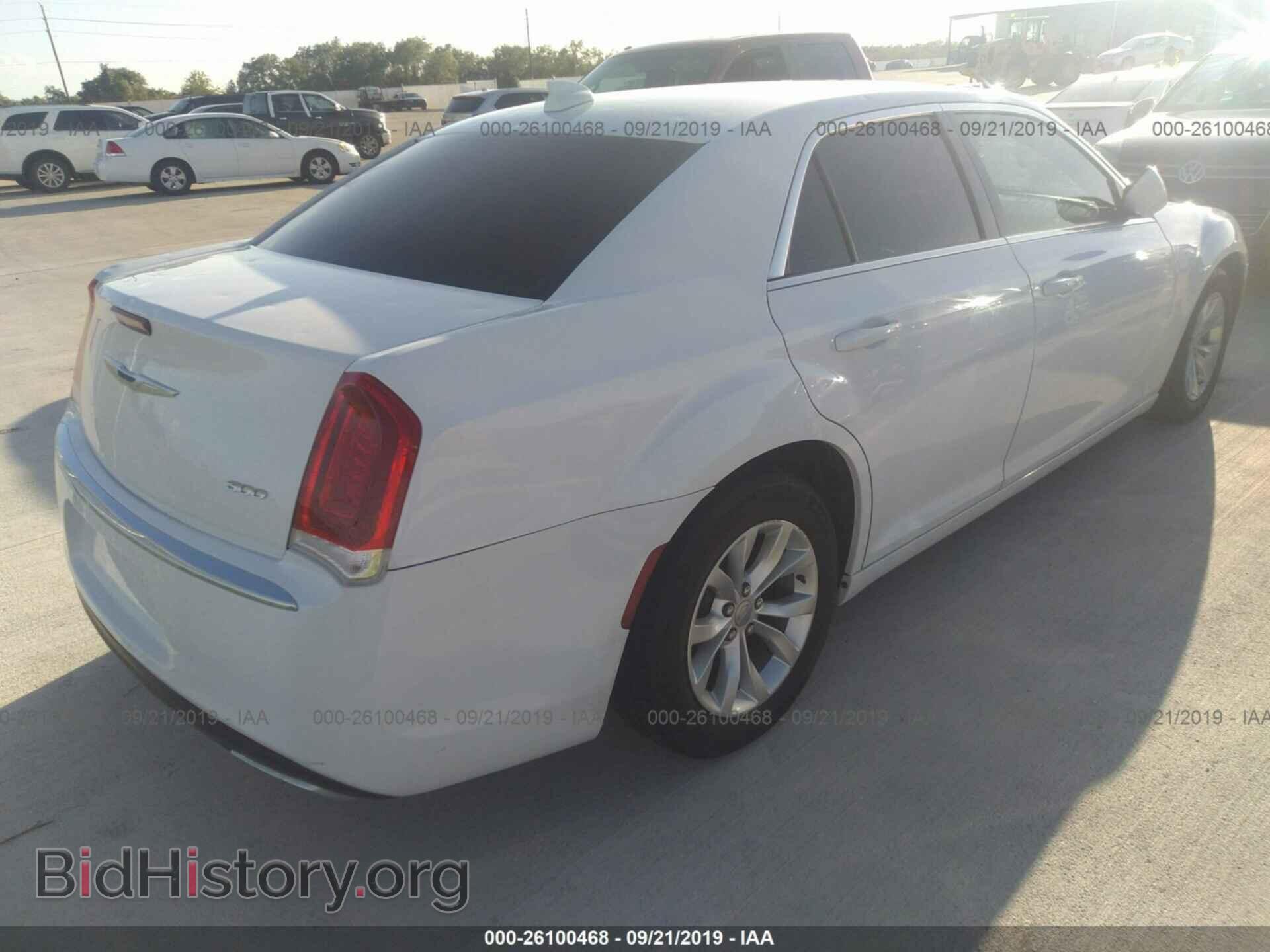 2015 CHRYSLER 300 - VIN: 2C3CCAAG7FH766922 - Фото 4