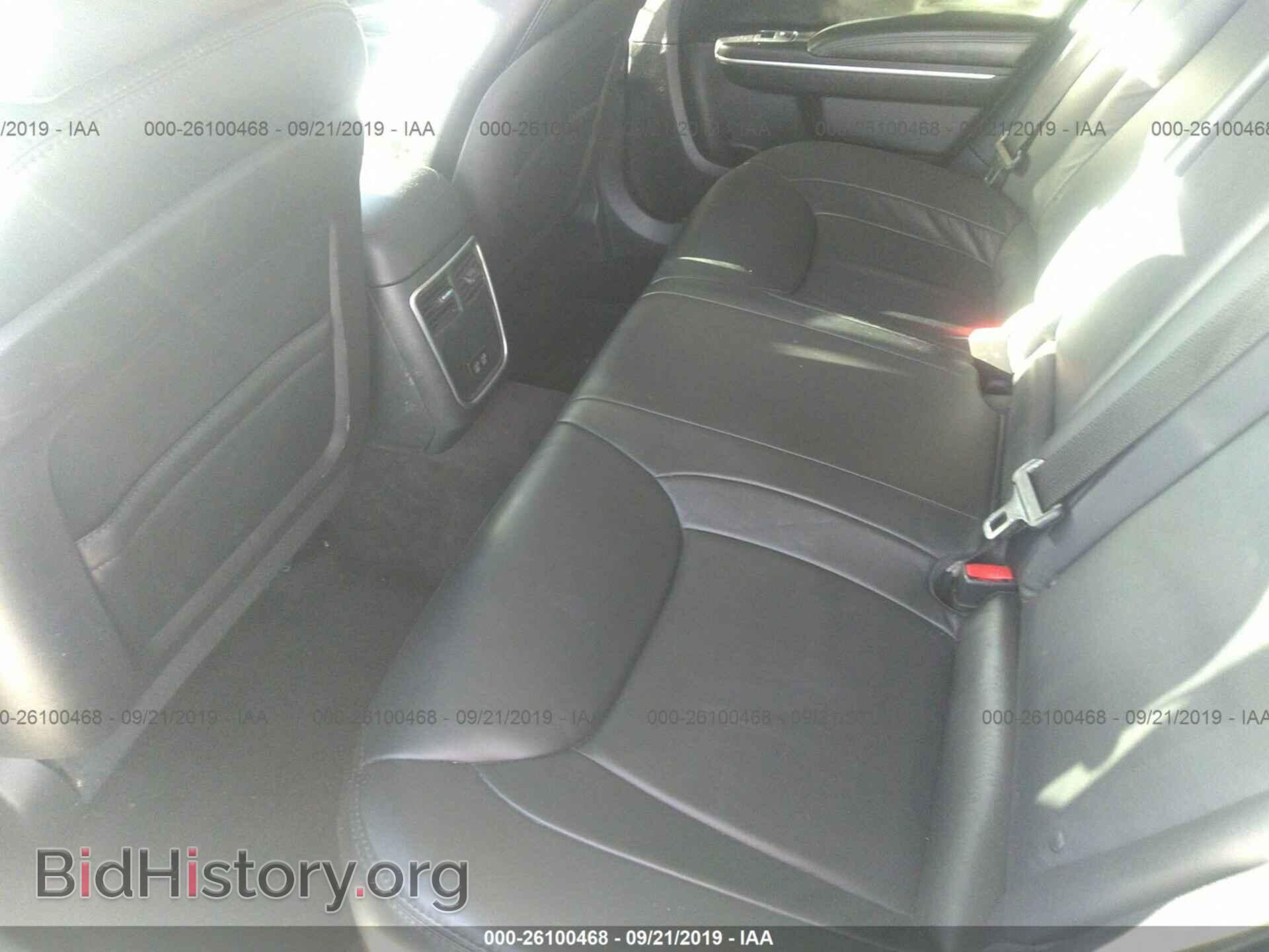 2015 CHRYSLER 300 - VIN: 2C3CCAAG7FH766922 - Фото 8