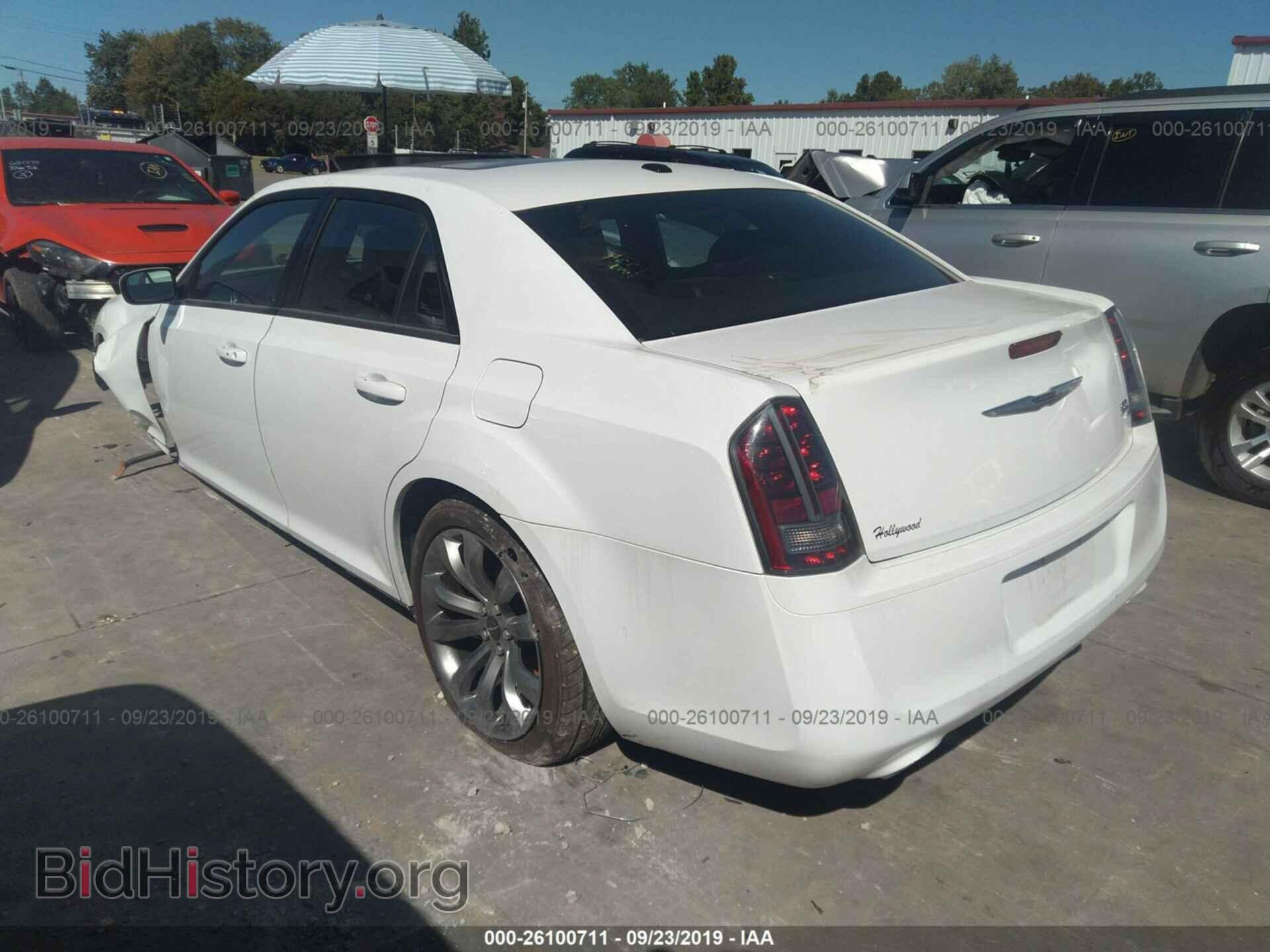 2014 CHRYSLER 300 - VIN: 2C3CCABG8EH352187 - Фото 3