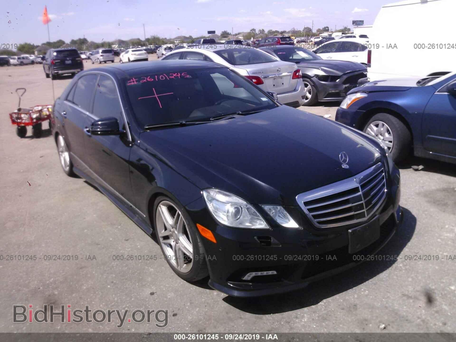Photo WDDHF7CB5BA420038 - MERCEDES-BENZ E 2011