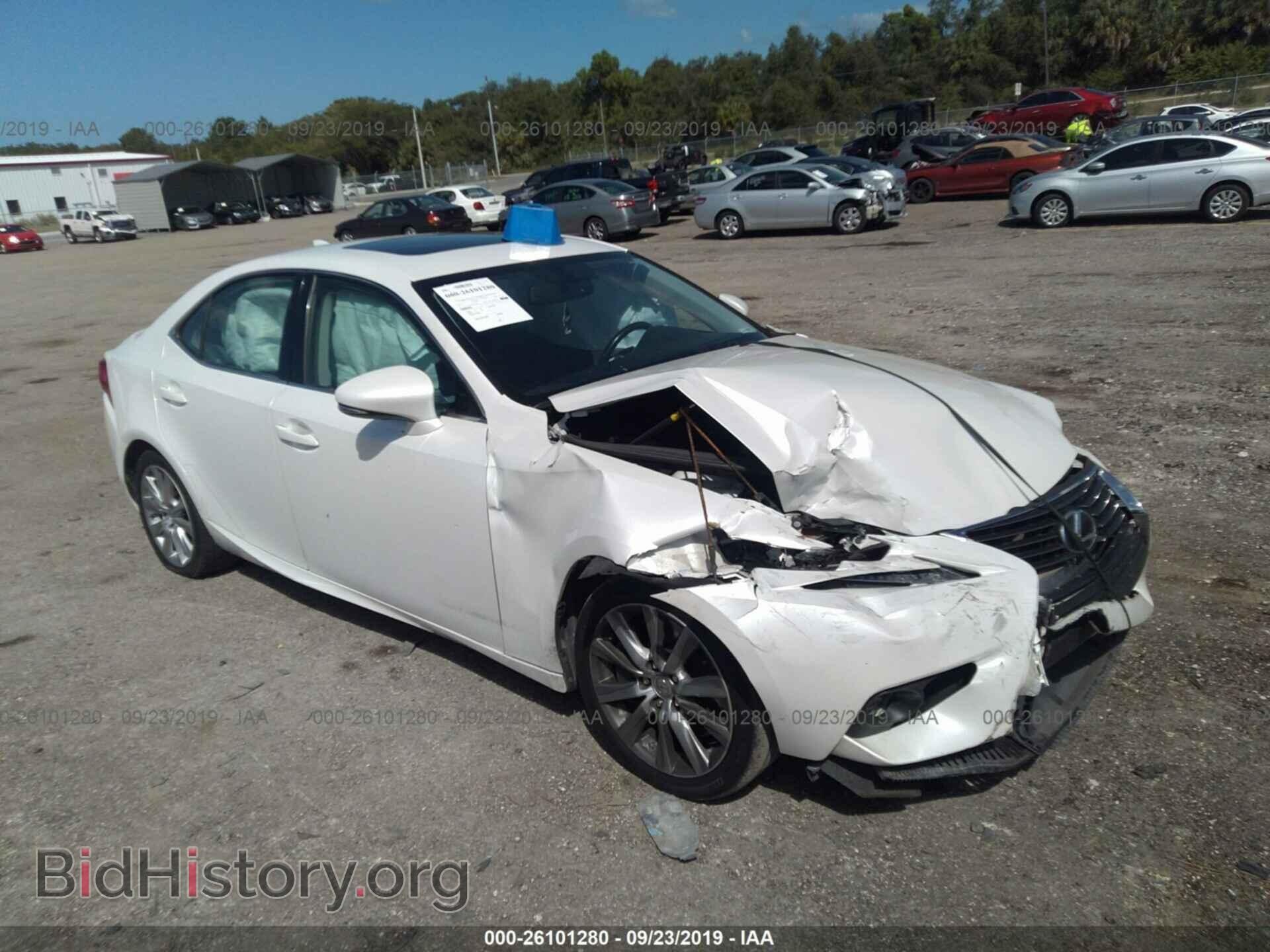 Фотография JTHBA1D20G5018985 - LEXUS IS 2016