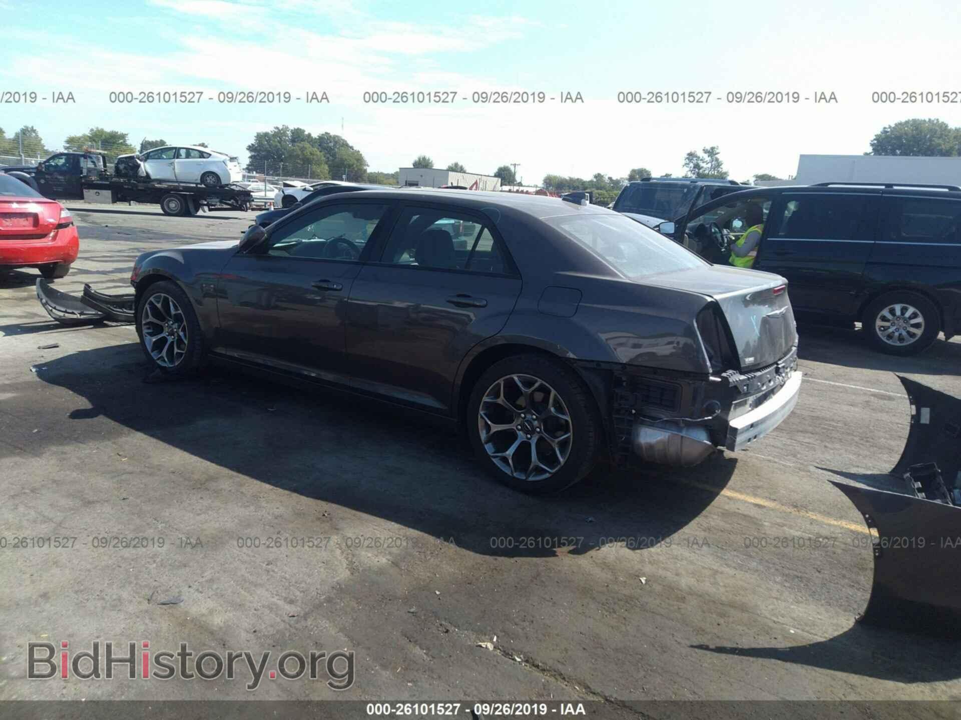 2018 CHRYSLER 300 - VIN: 2C3CCABG5JH301336 - Фото 3